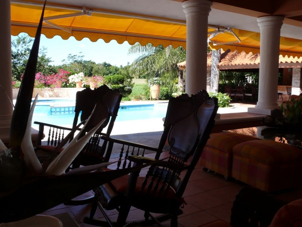 Villa en alquiler amueblada en Guavaberry. 12811