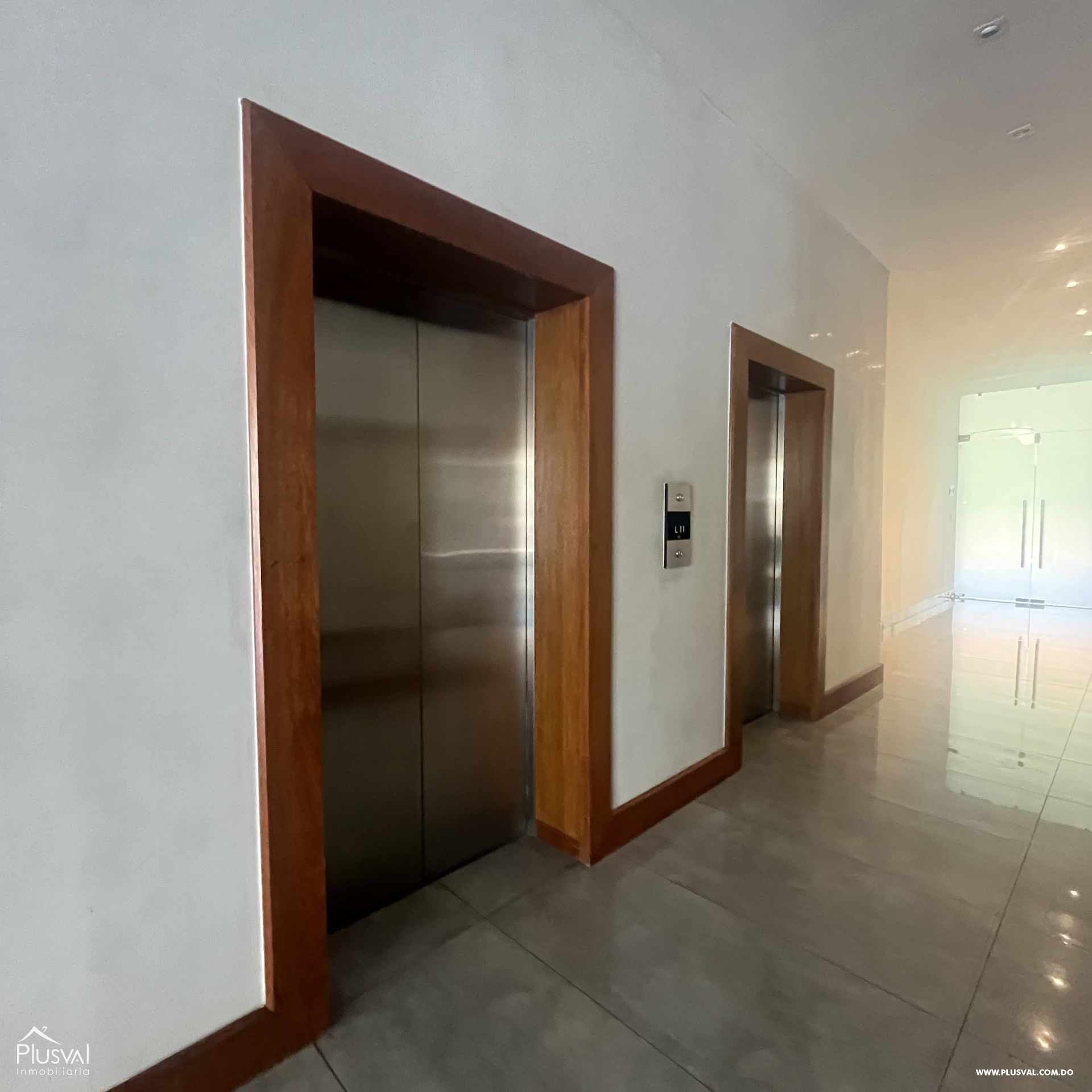 Apartamento amueblado en venta para inversión en Ensanche Paraíso 392412