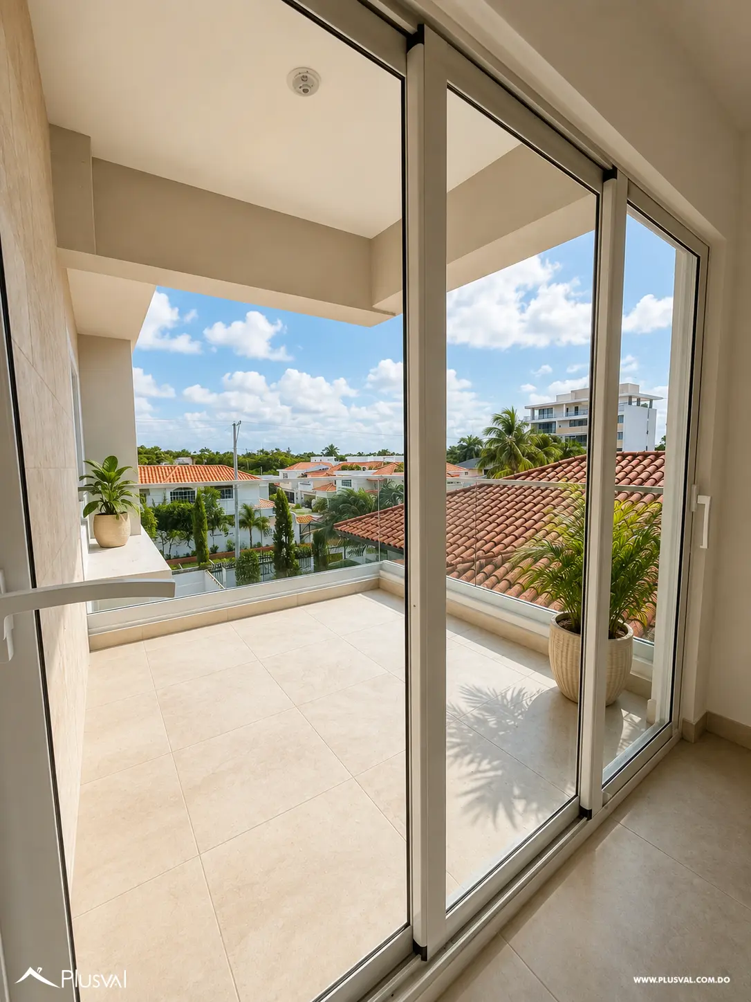 Apartamento en venta en Juan Dolio, a 3 minutos de la playa.  Nuevo para estrenar. 521591