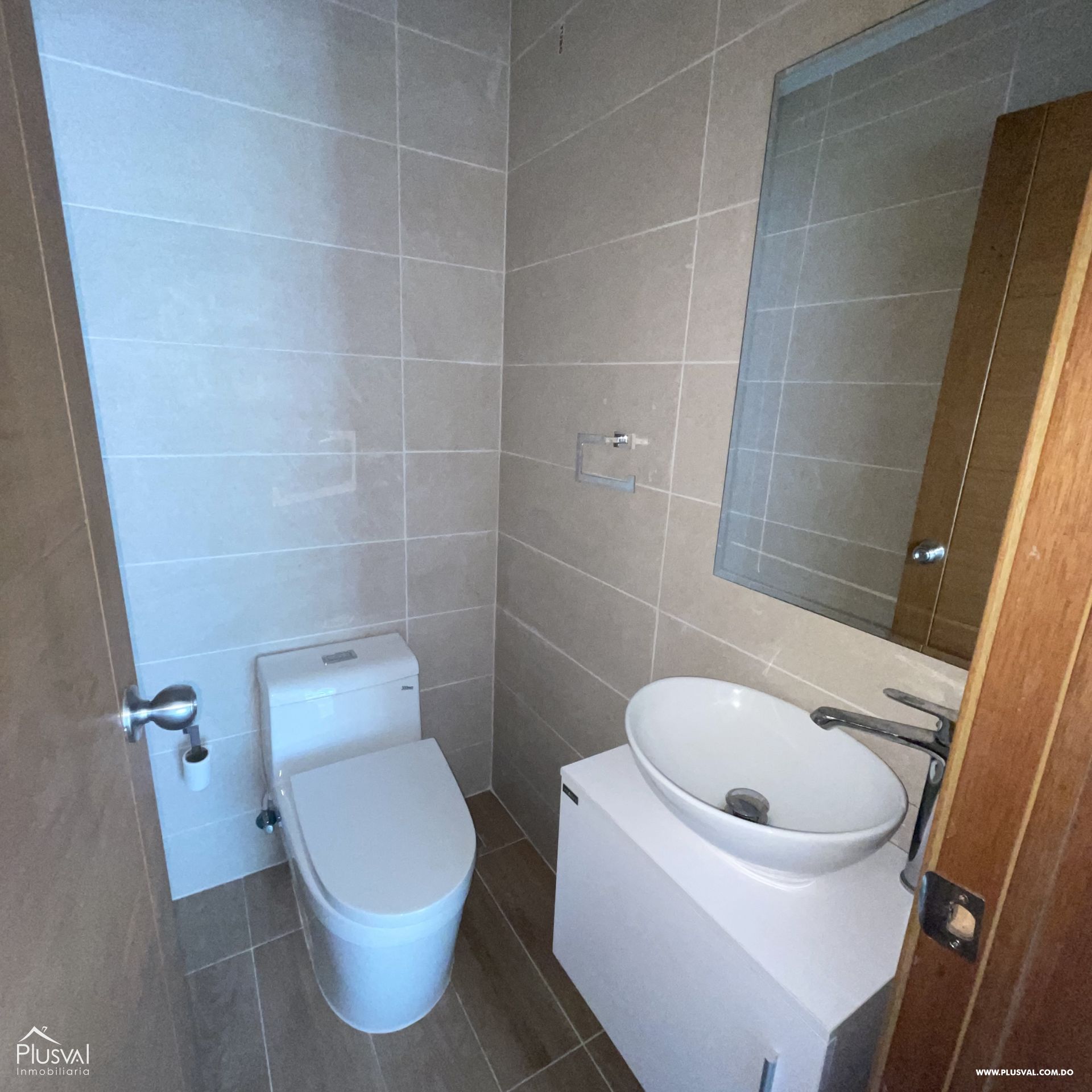 Excelente Apartamento de dos habitaciones con amplia terraza. 427447