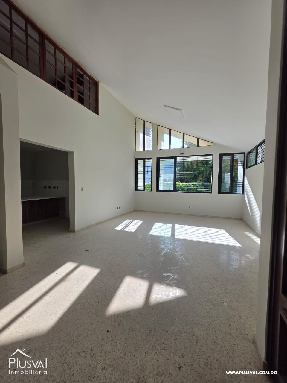 Casa en alquiler de 4 habitaciones 451298