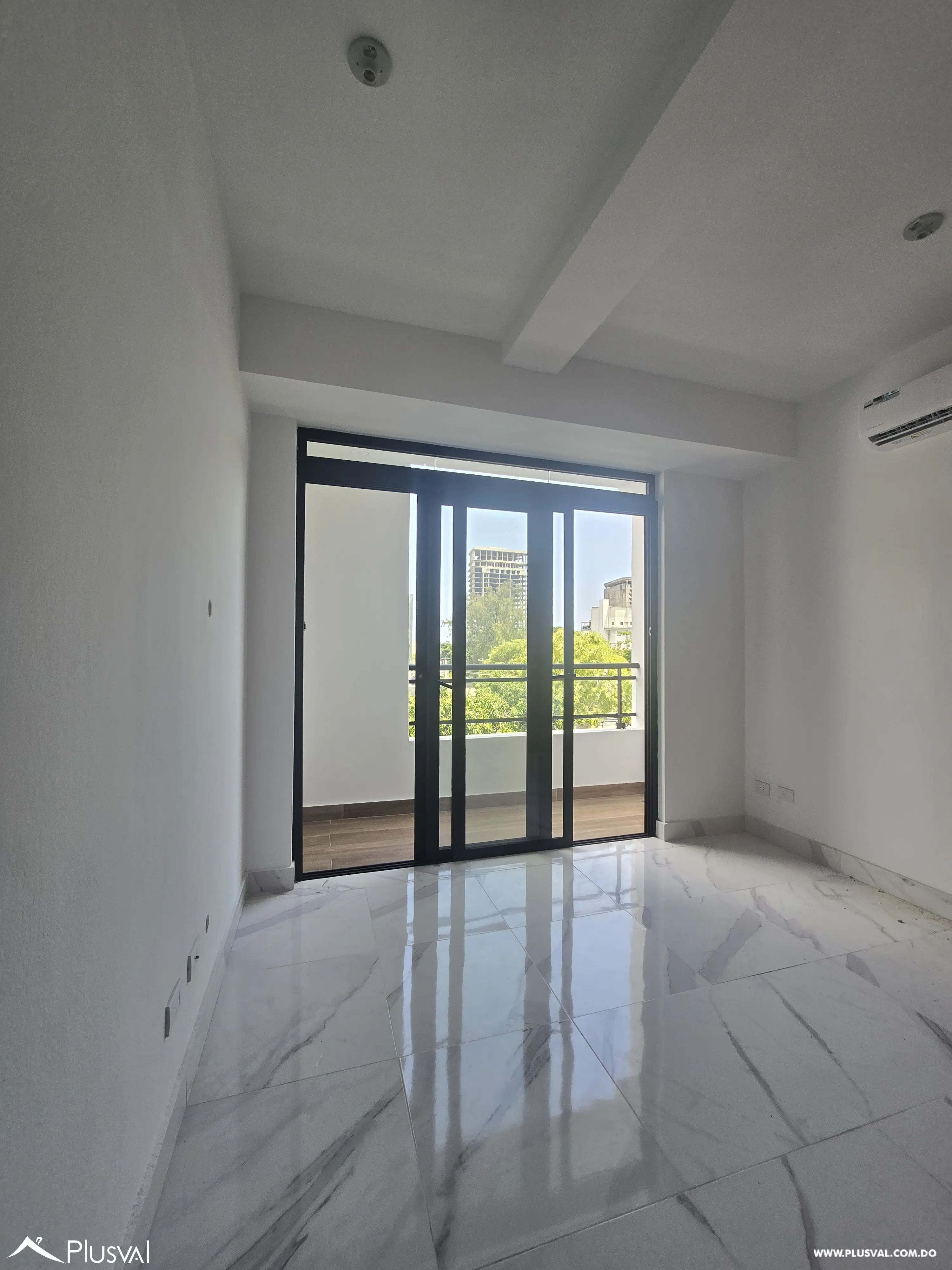 Apartamento en alquiler en Gazcue  linea blanca y aire acondicionado incluido. 514739