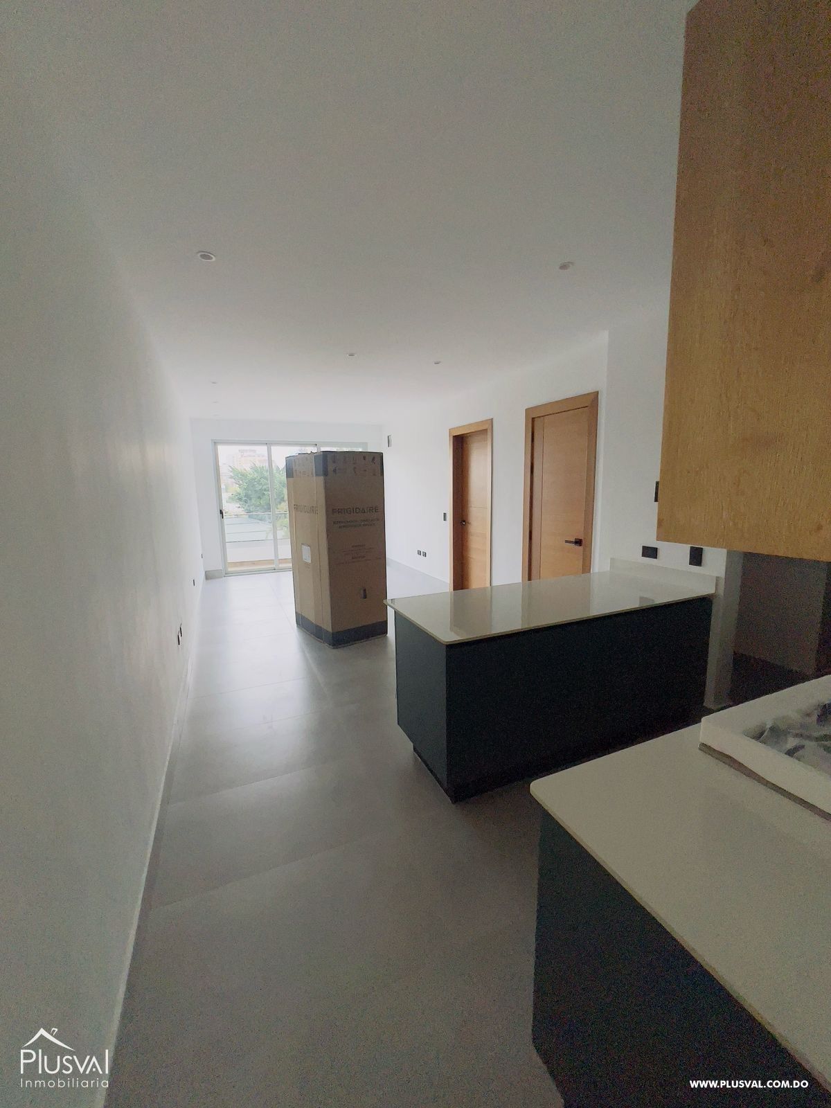 Apartamento en alquiler en moderna torre con vista a la ciudad en el Renacimiento 436561