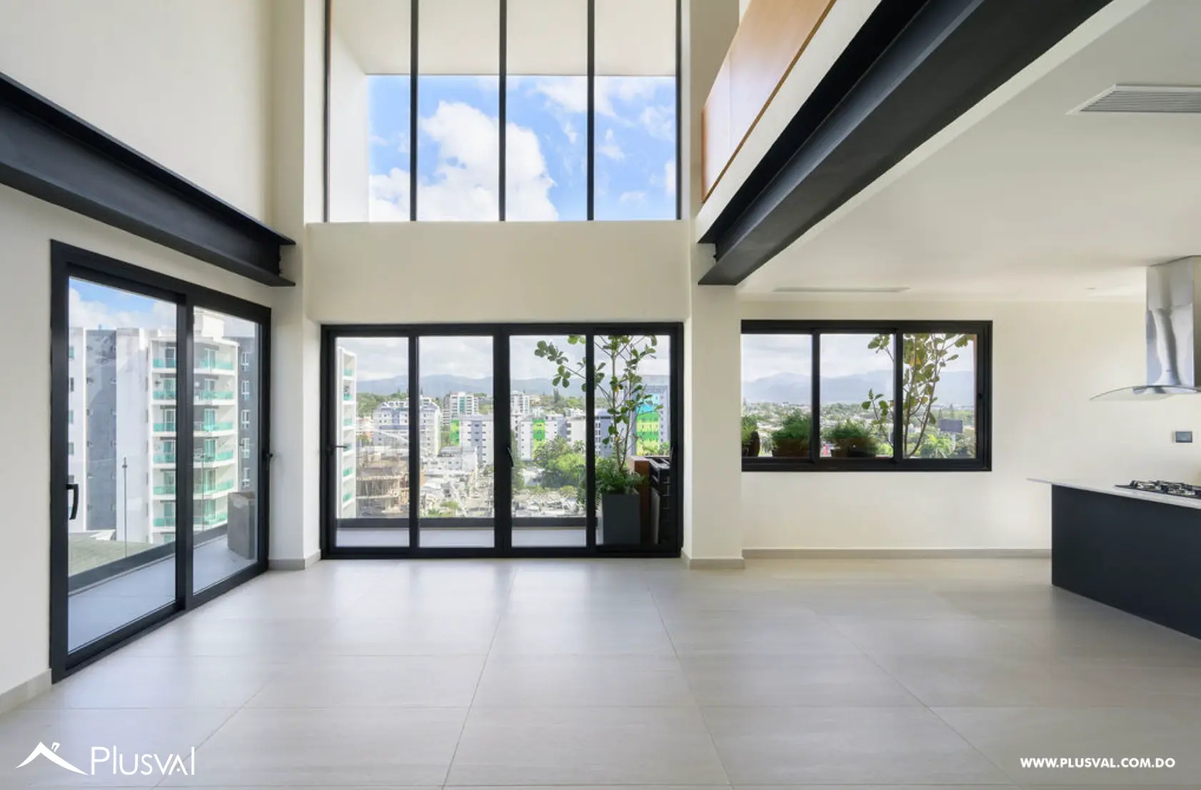 Lujoso Penthouse en Venta Ubicado en La Esmeralda 509362