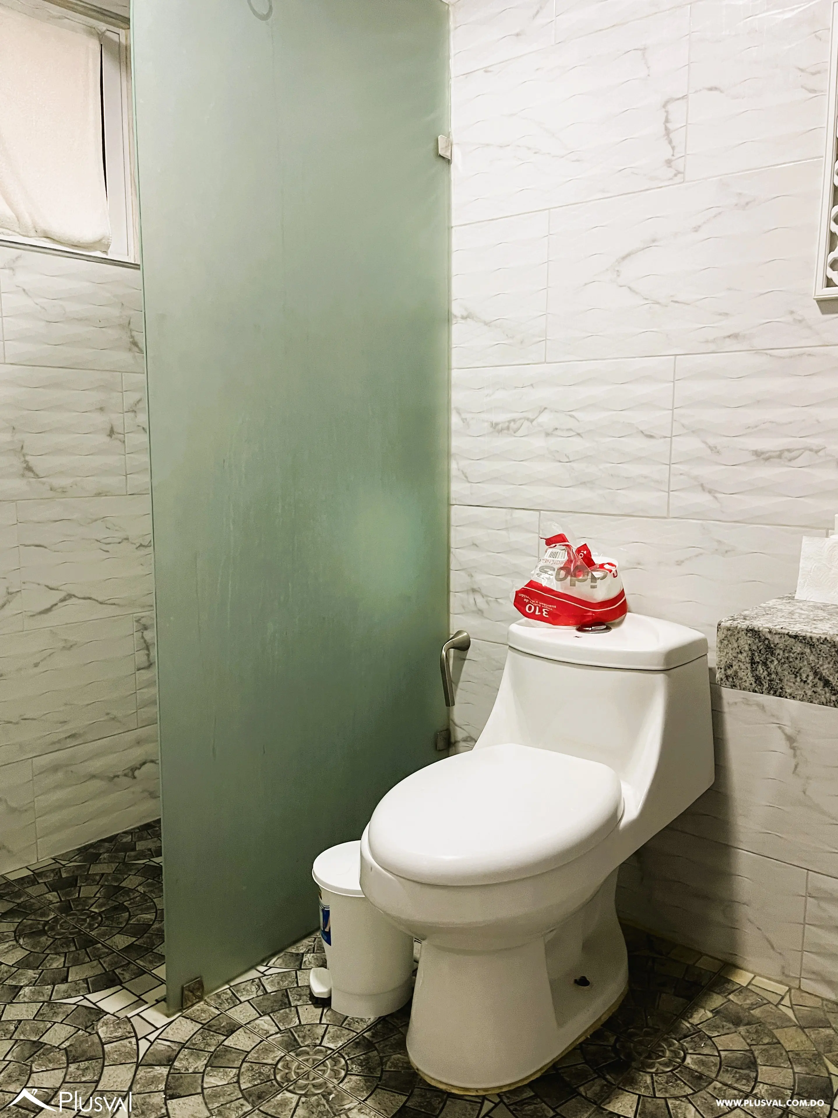 Apartamento de 3 habitaciones en alquiler en Evaristo Morales 523585