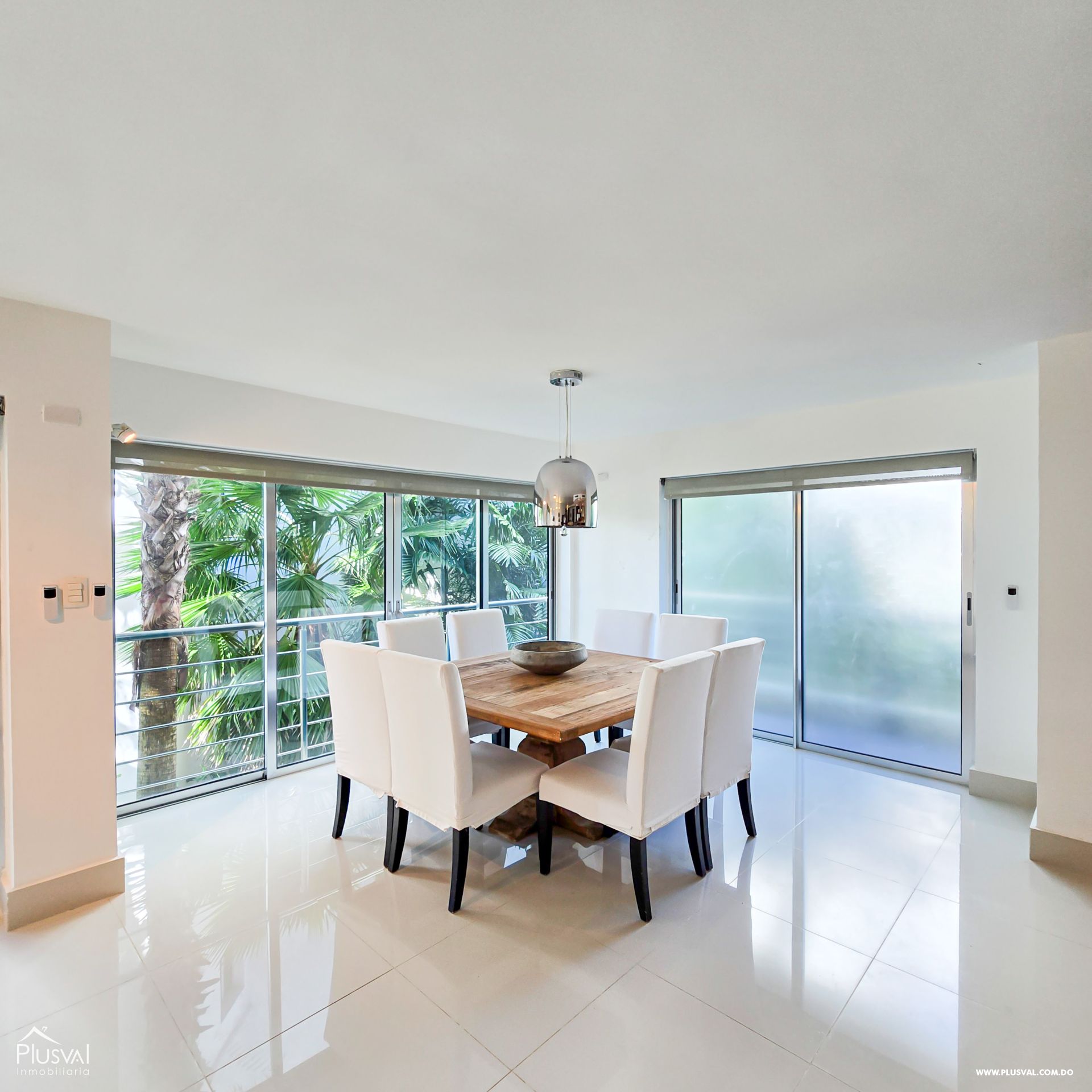 Exclusivos Apartamento de 3 Habitaciones en Proyecto Cerrado Frente al Mar. 439568