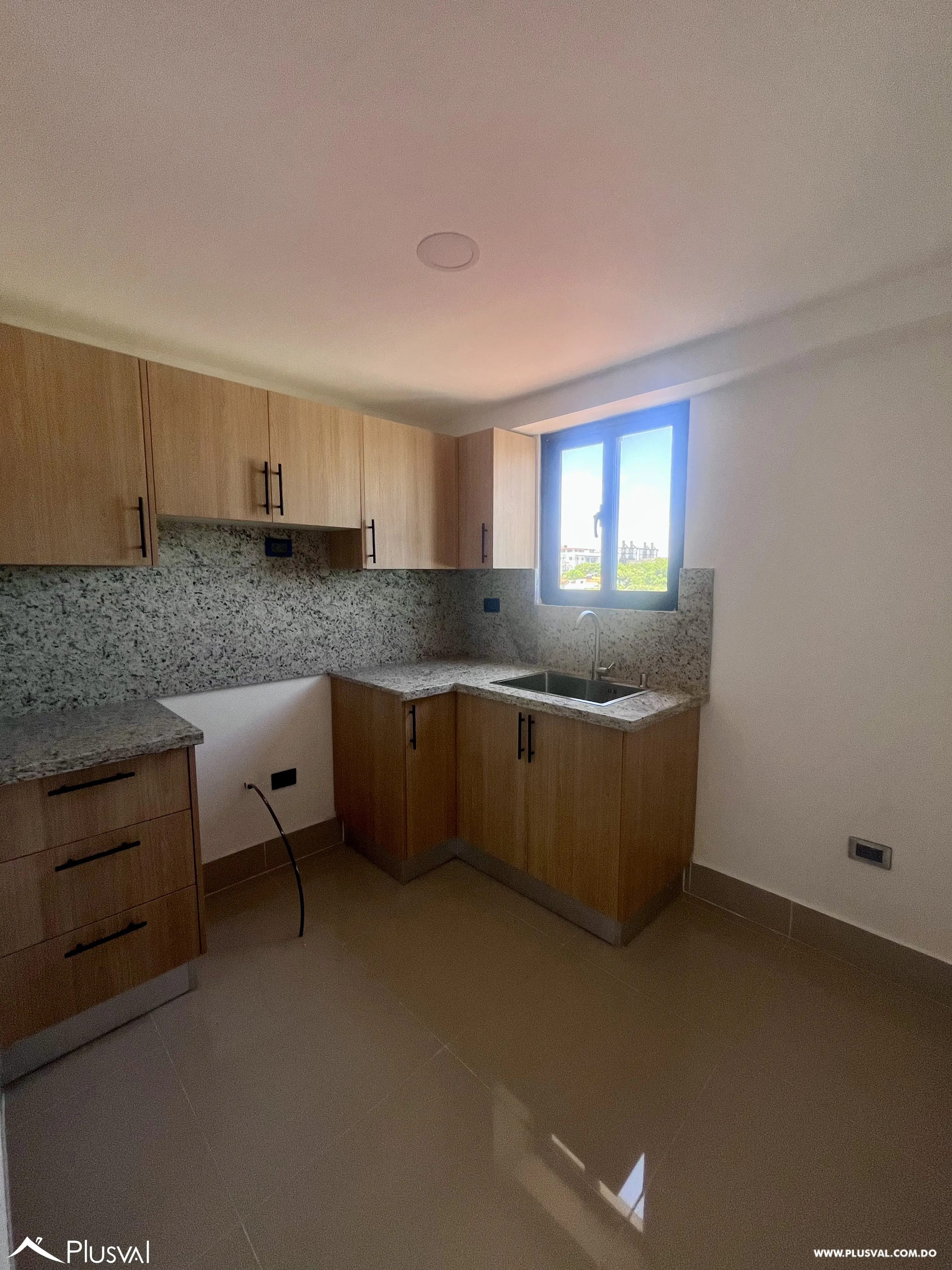 Proyecto en construcción en urbanización tropical en venta 500844