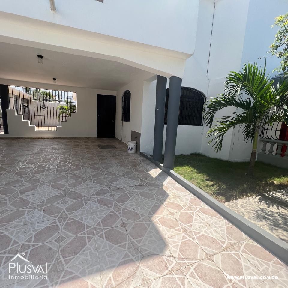 Casa con dos viviendas cada unas con tres dormitorios en Brisa Oriental SDE 412804