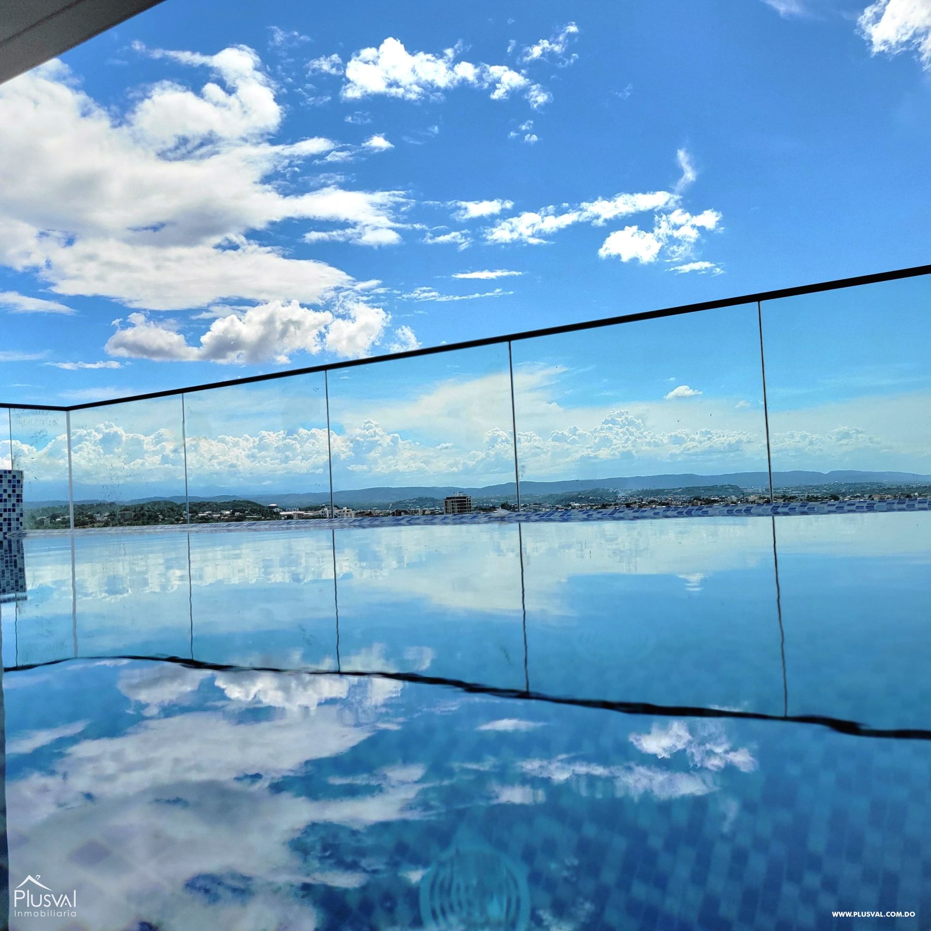 Exclusivo proyecto residencial en venta en la urbanización Thomén 382705