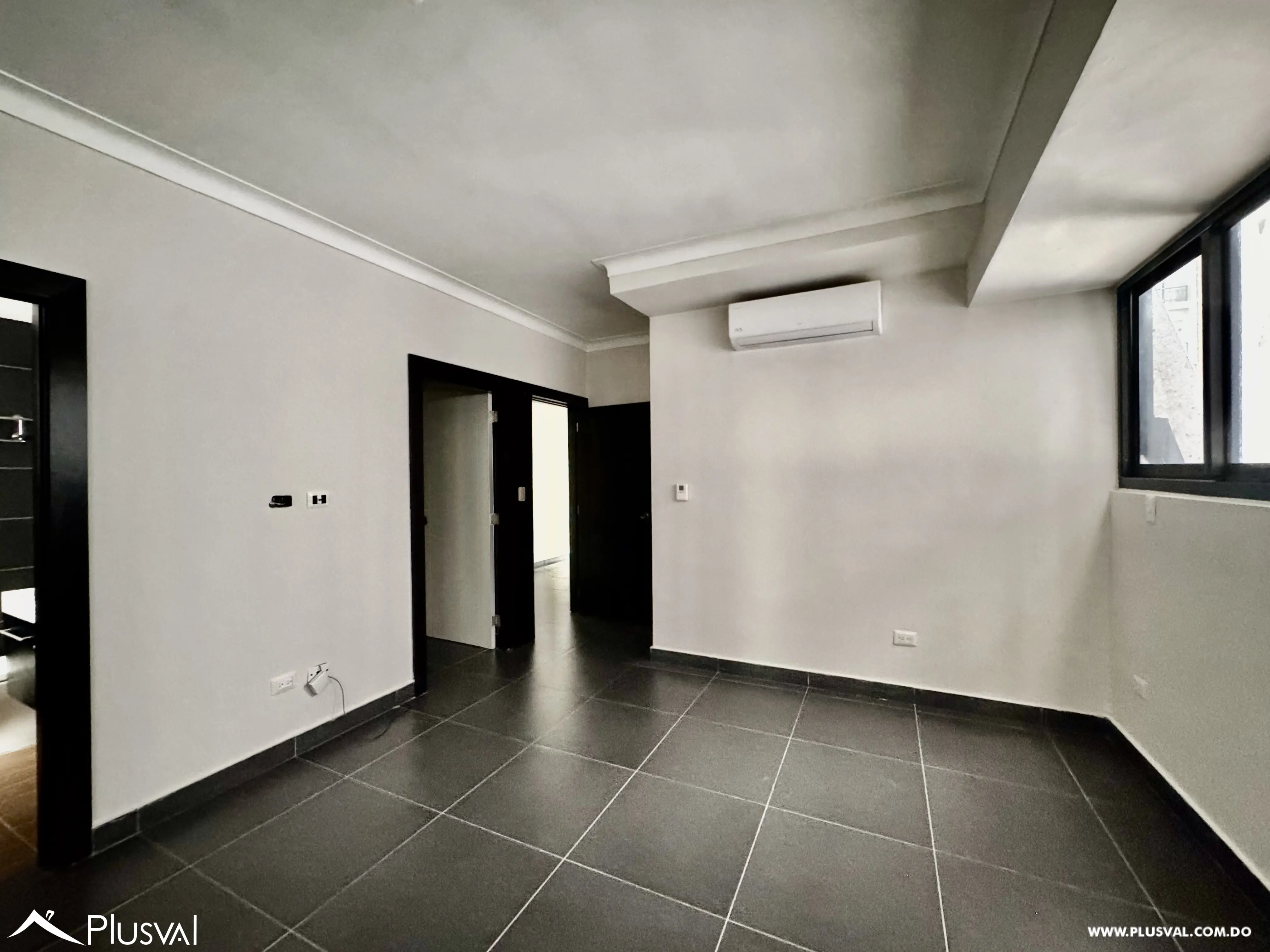 Alquilo Excelente Apartamento en el Corazón de Piantini 493576