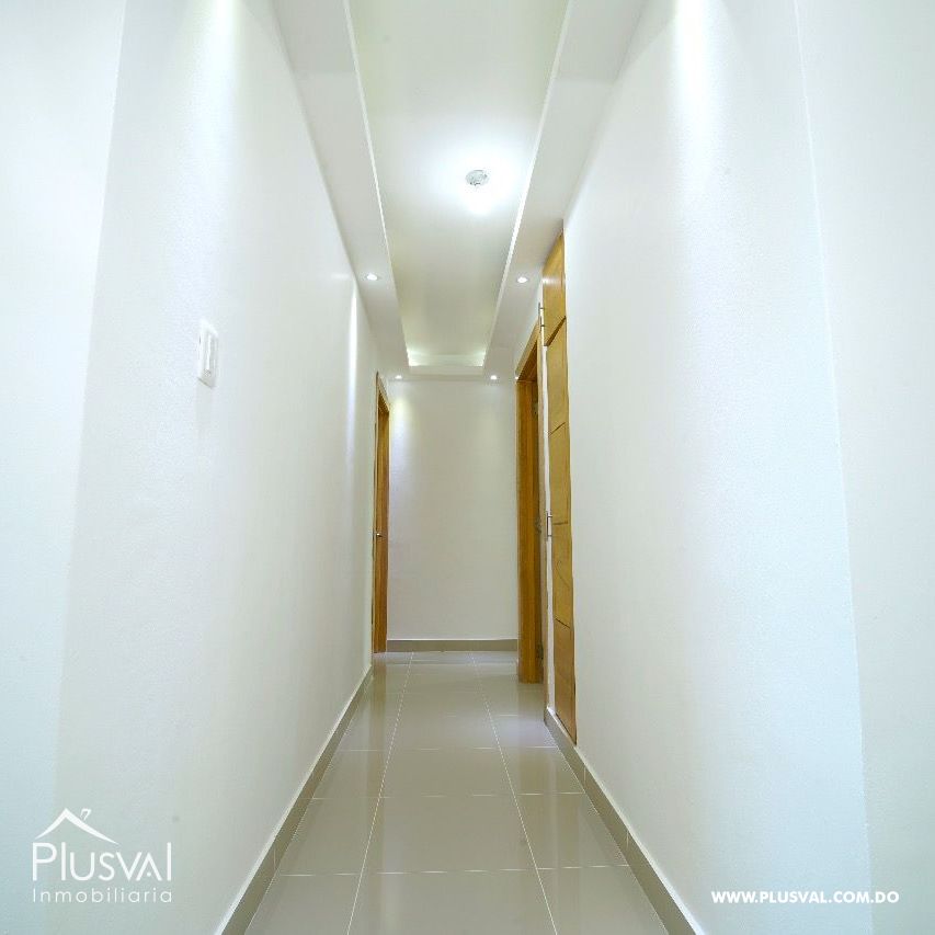 Apartamento en Zona Oriental  listo. 233682