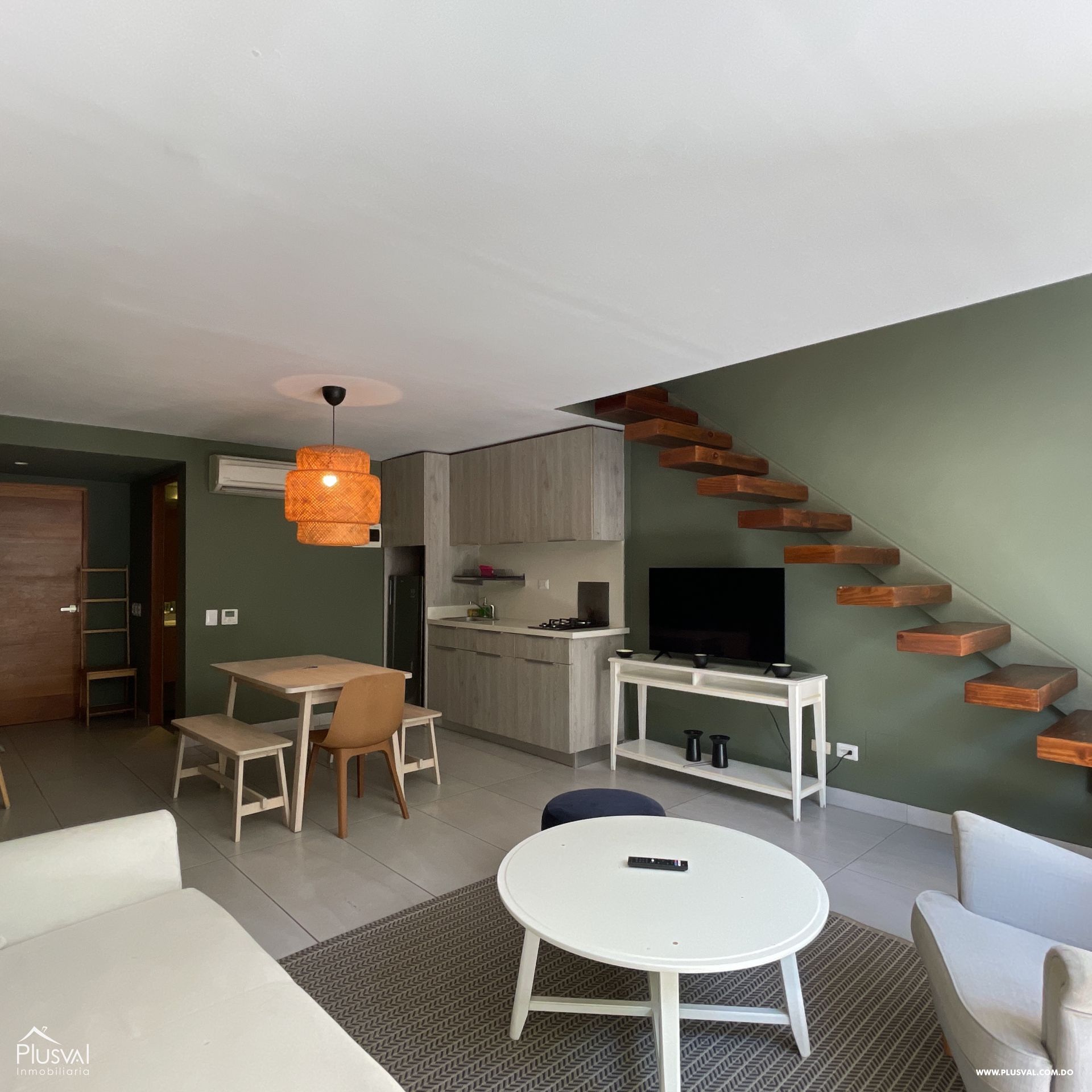 Alquiler de Amplio Apartamento Familiar con Terraza Privada en la Zona Colonial 396378