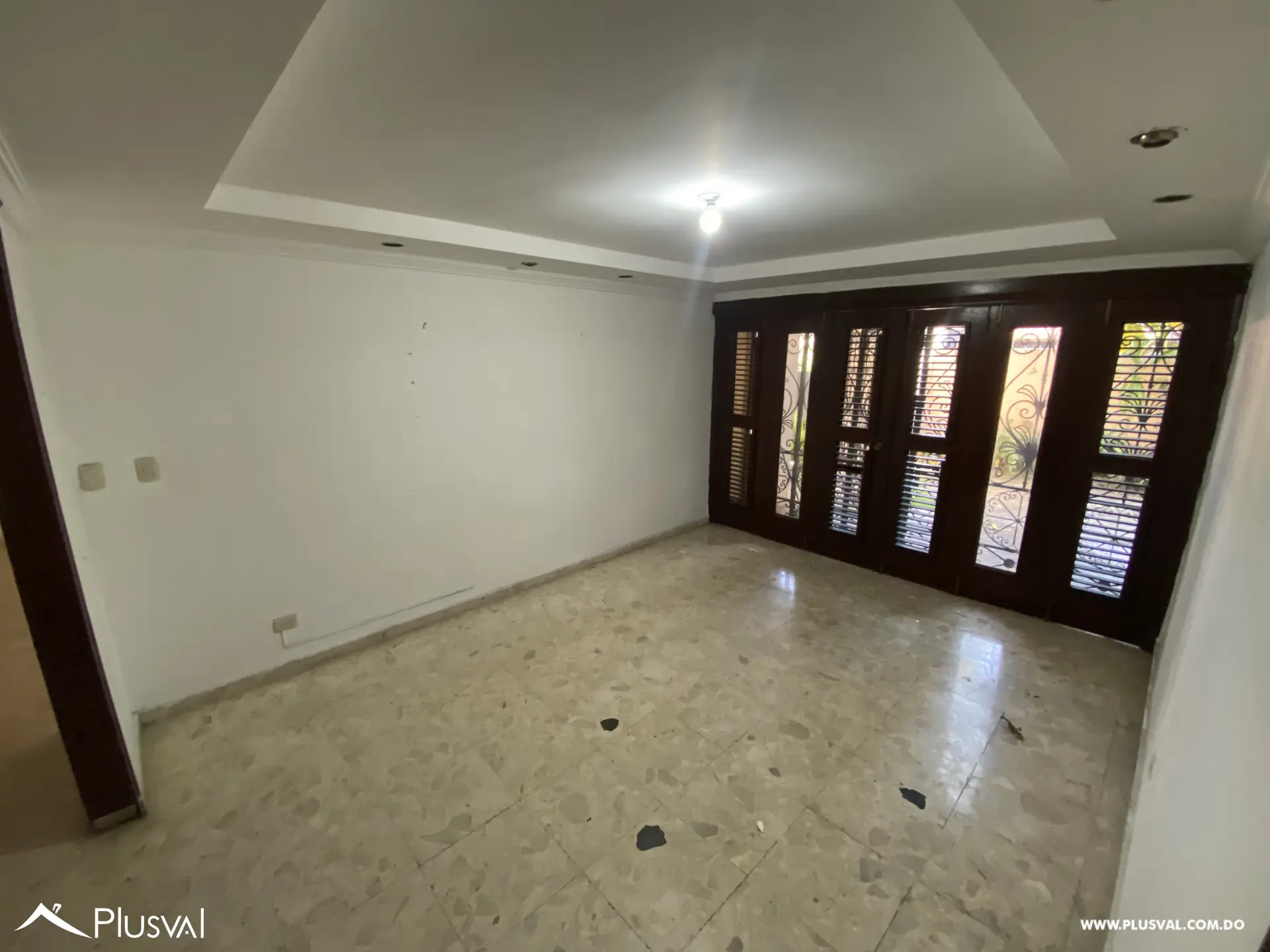 Casa de 5 Habitaciones en la Castellana, DN. 487837