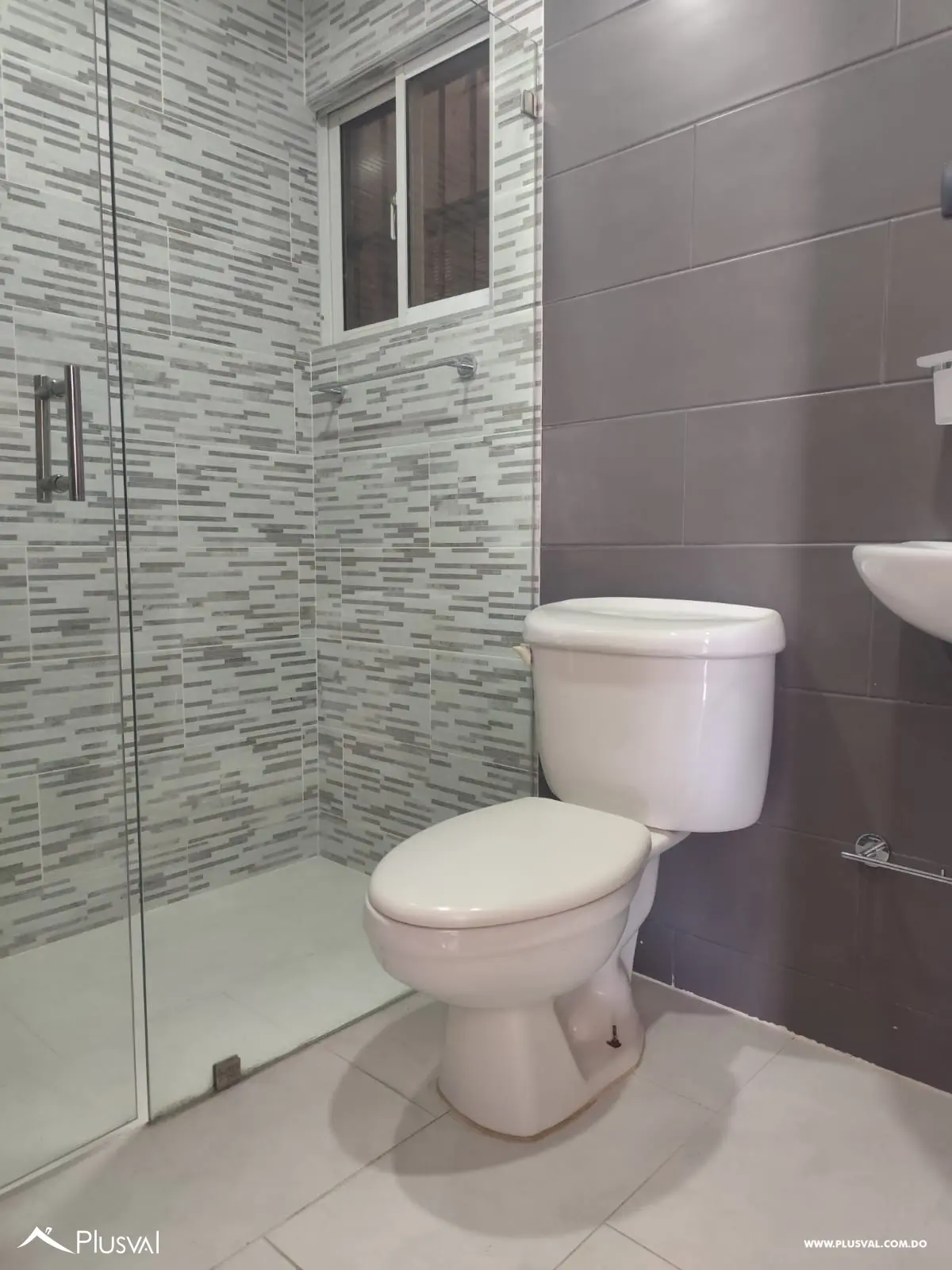 ALQUILER EN TORRE FAMILIAR 489431