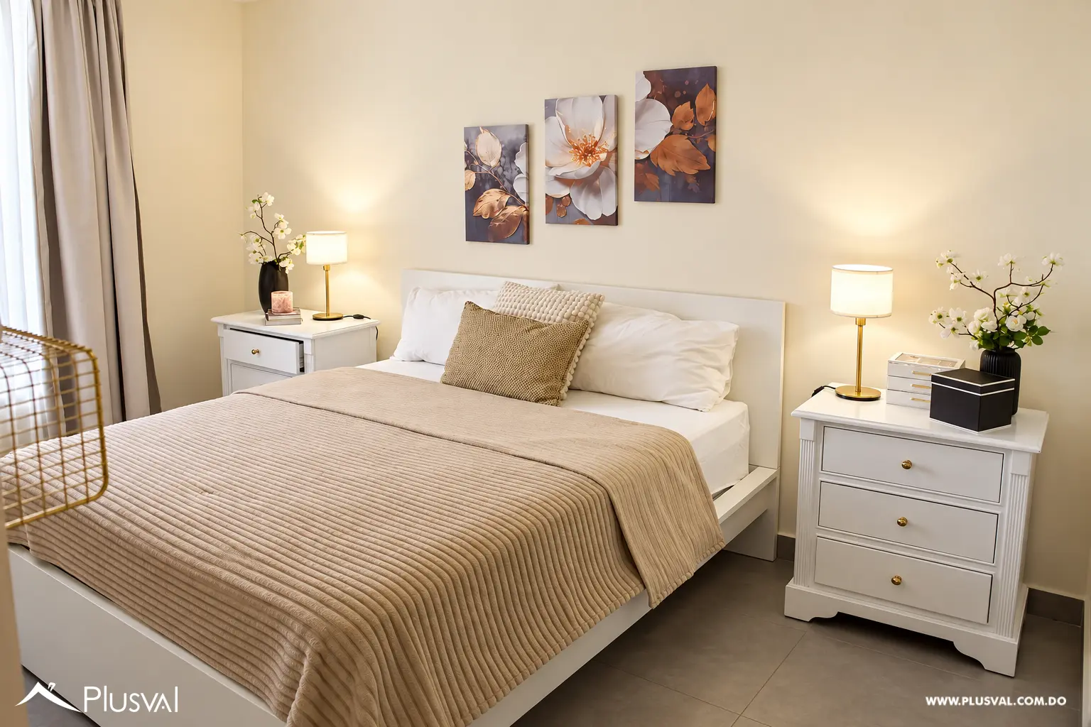 Apartamento en venta en Bella Vista, de tres habitaciones, edif de 7 niveles. 528366