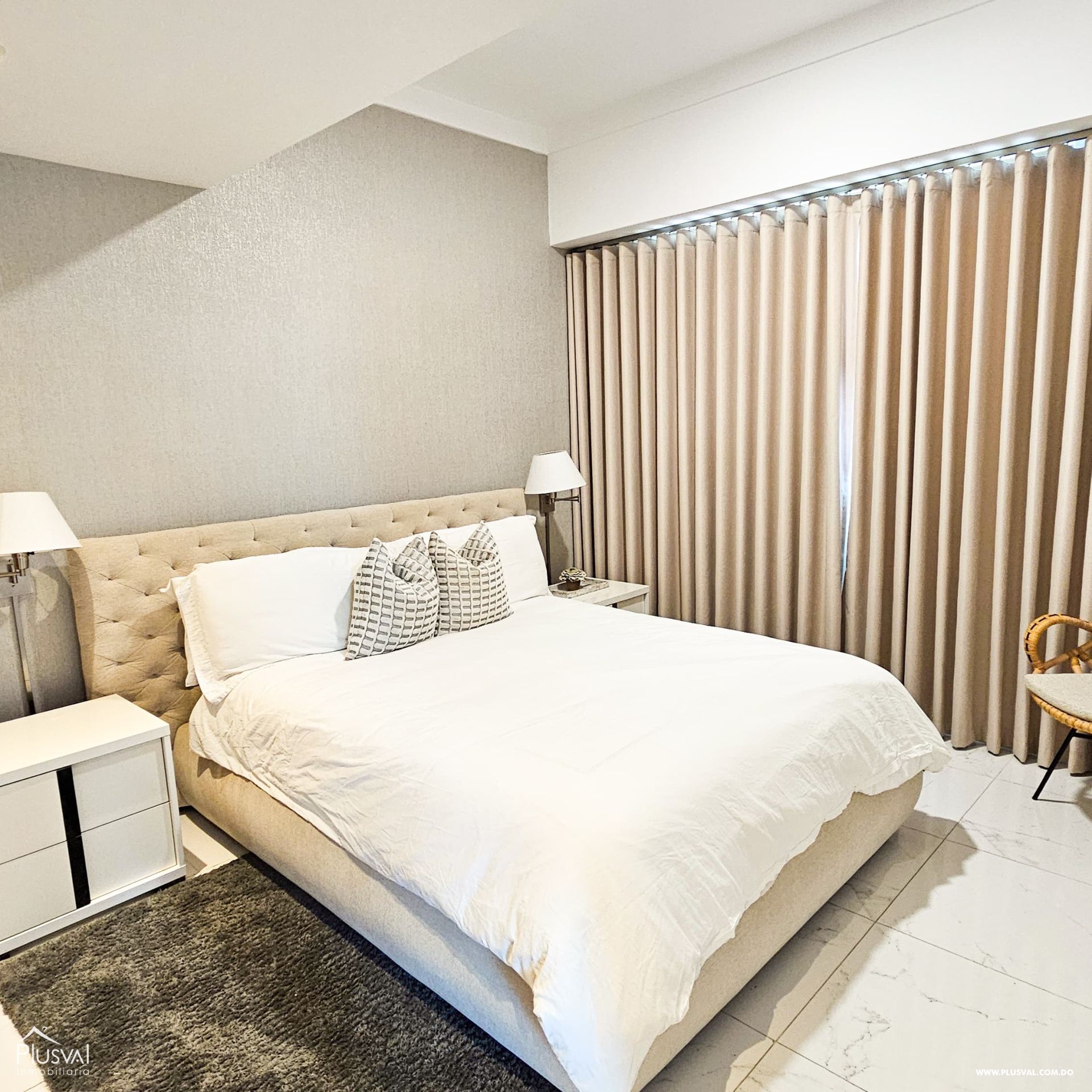Apartamento en torre de lujo en Piantini. 359363