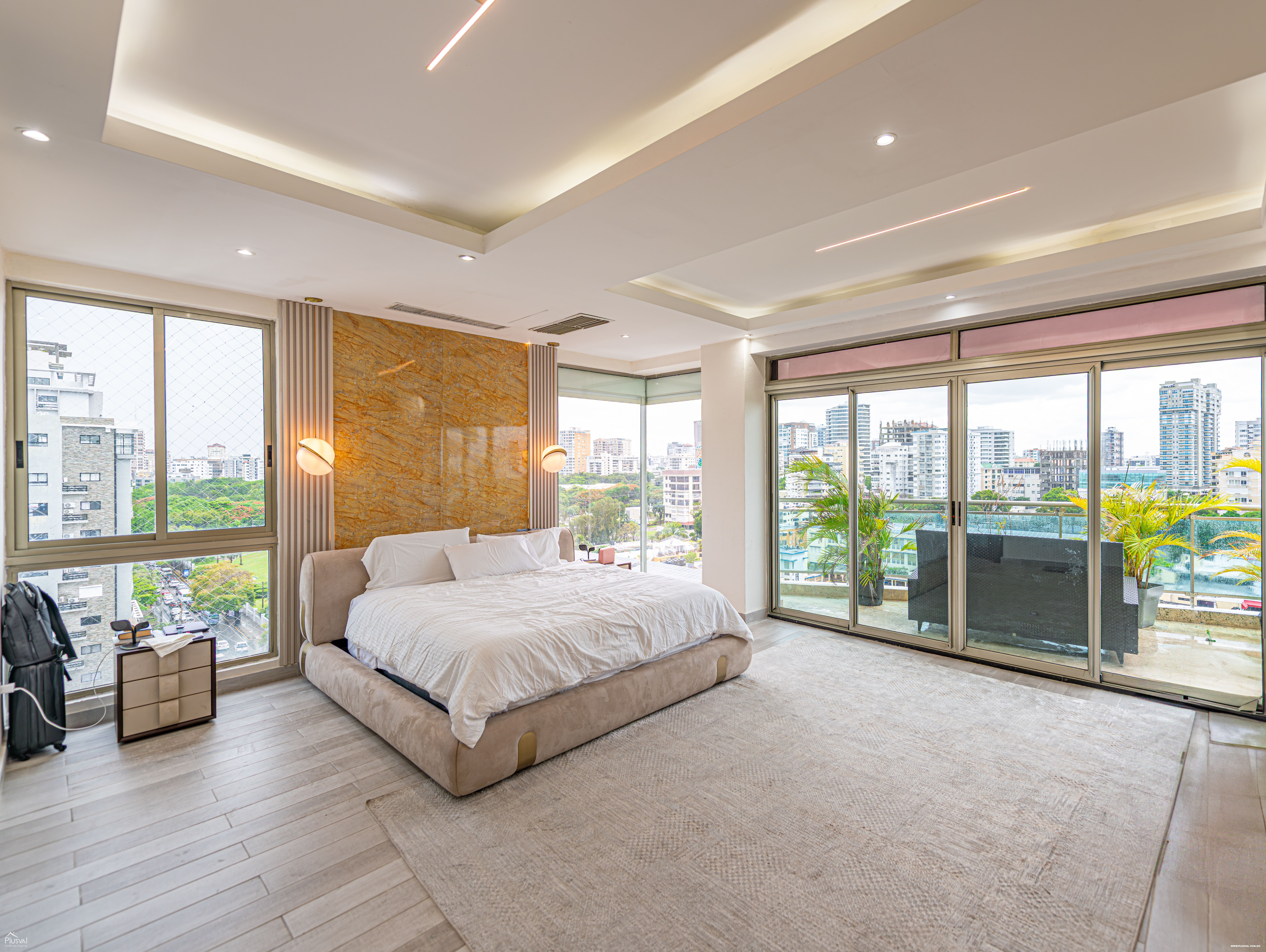 Penthouse Exclusivo con Piscina Privada y Terraza 457599
