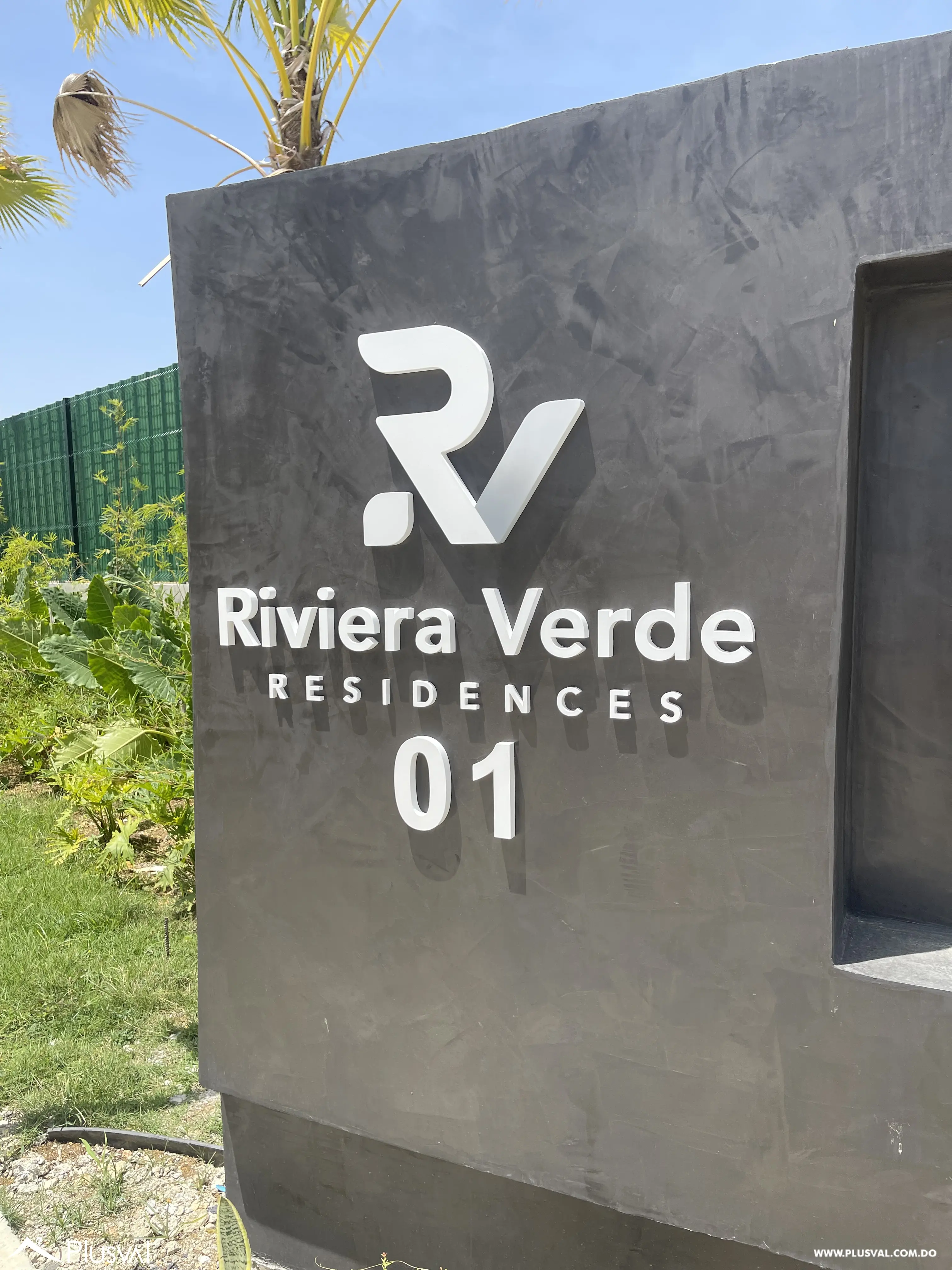 Apartamento de 2 Habitaciones y 2 baños en Riviera Verde 517724
