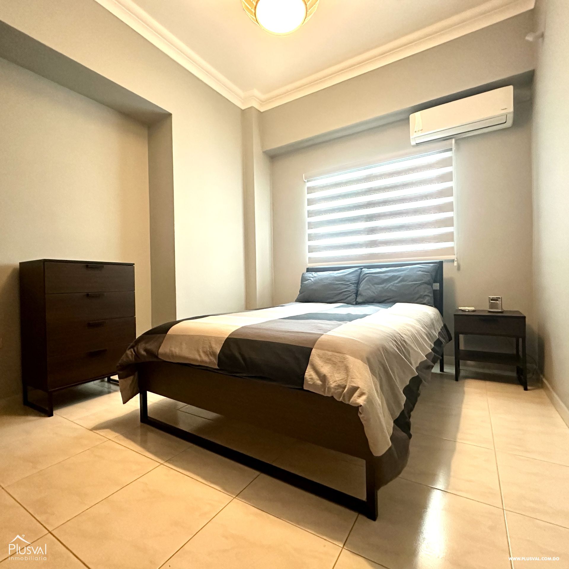 Amplio apartamento Amueblado en Alquiler en Piantini, DN 423625