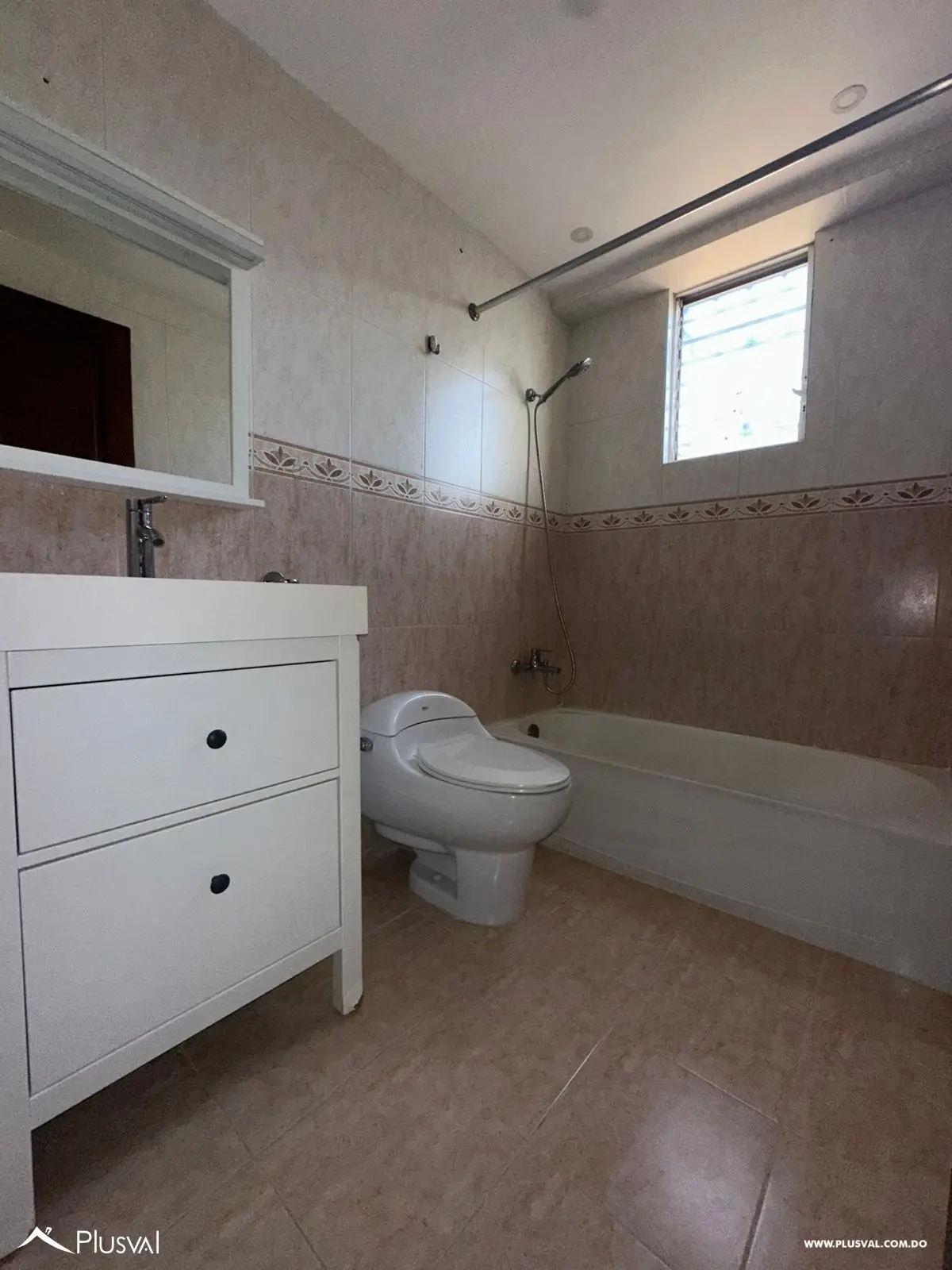 Amplio apartamento en la Esperilla 496335