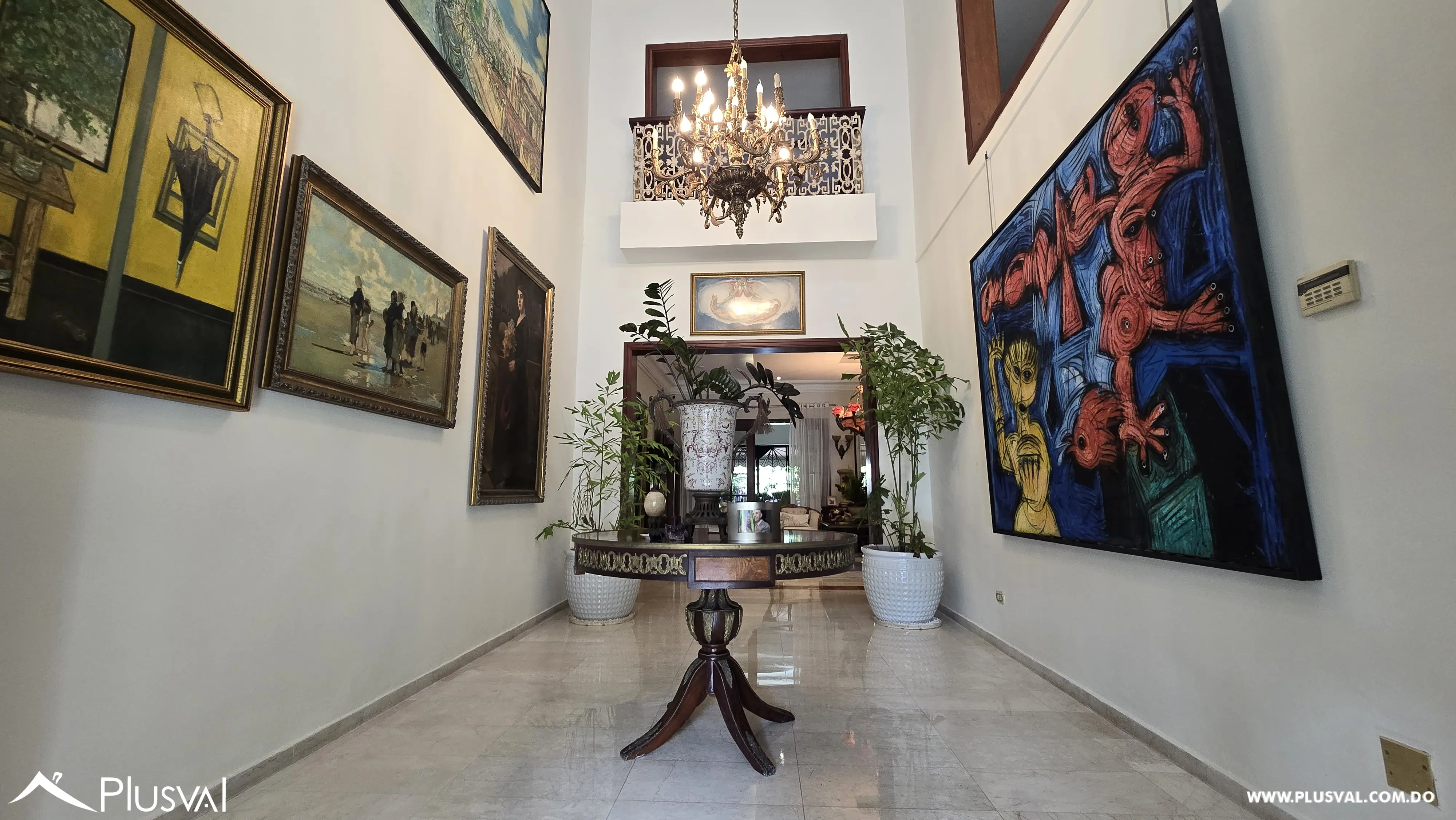 Un Hogar para Crear Recuerdos Inolvidables, Casa en Venta en Cuesta Hermosa I. 479555
