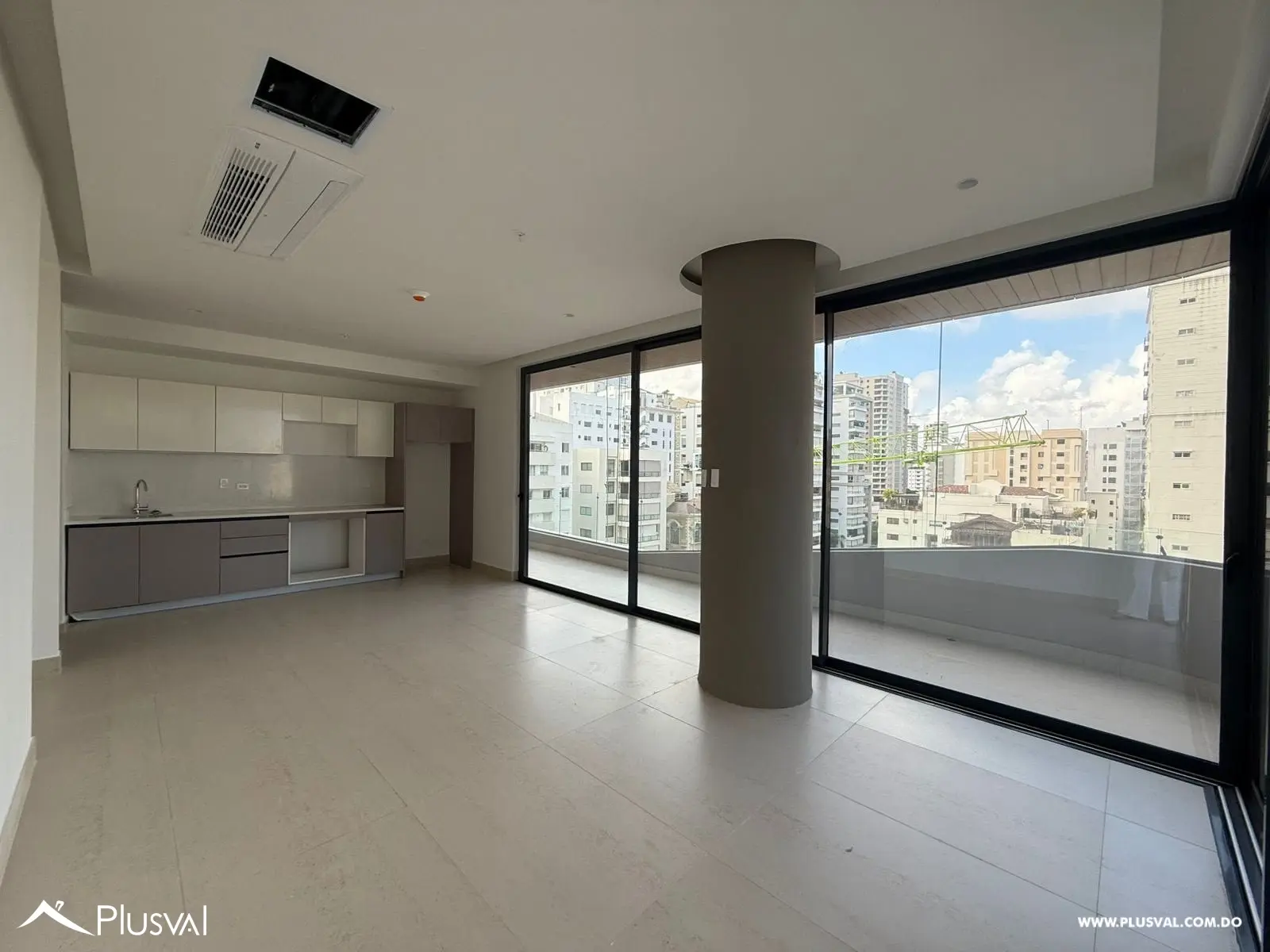 Apartamento en venta en piso alto en torre de lujo 514586