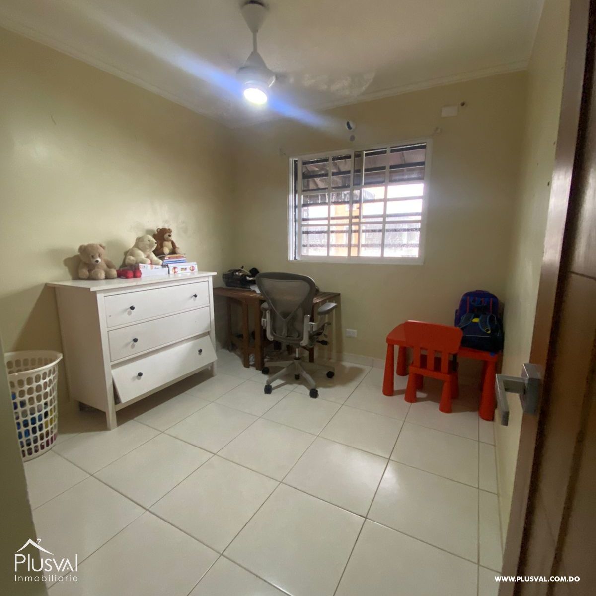 Apartamento en venta de 3 habitaciones en San Isidro Labrador 387081