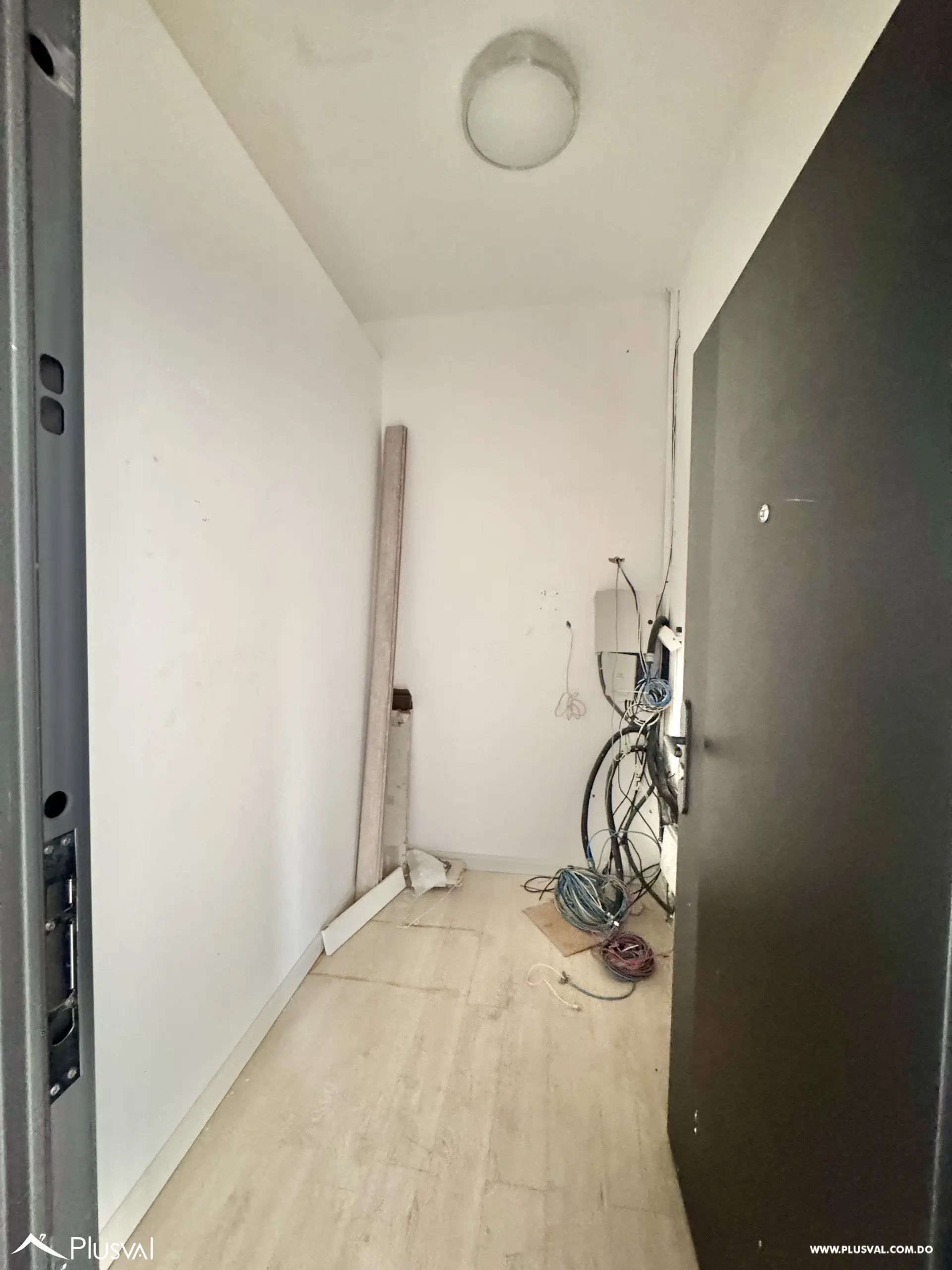 Alquilo Local para Oficinas en una de las mejores Zonas de Los Prados 518177