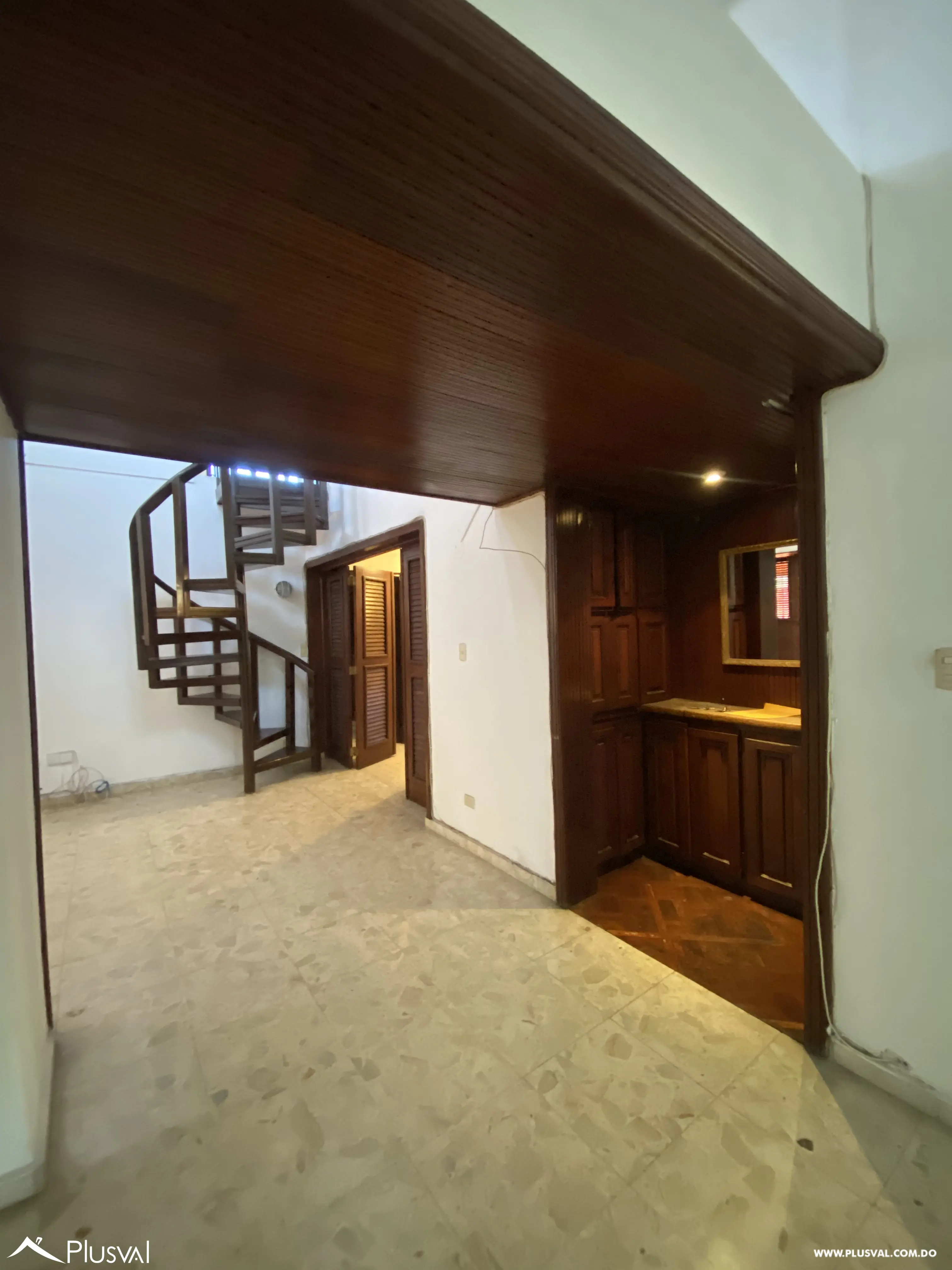 Casa de 5 Habitaciones en la Castellana, DN. 487839