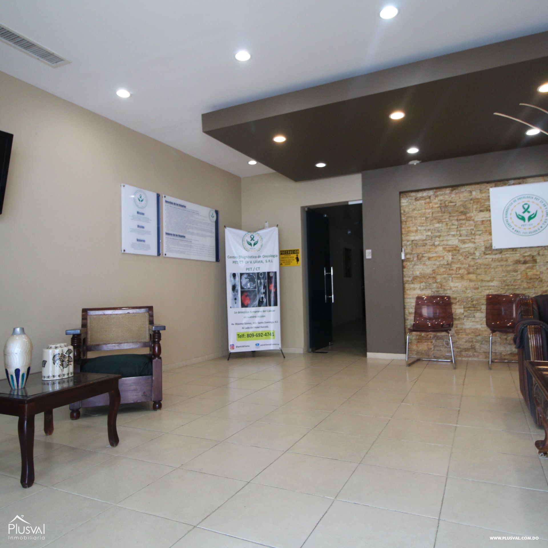 Amplio terreno en venta  ubicado en la Máximo Gómez . 209978