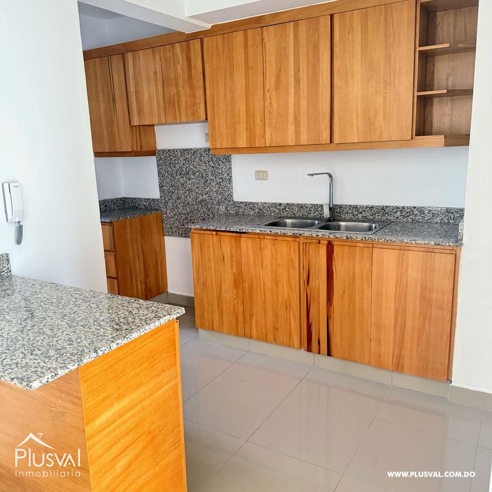 Apartamento de 3 habitaciones en Tropical del Este 482496