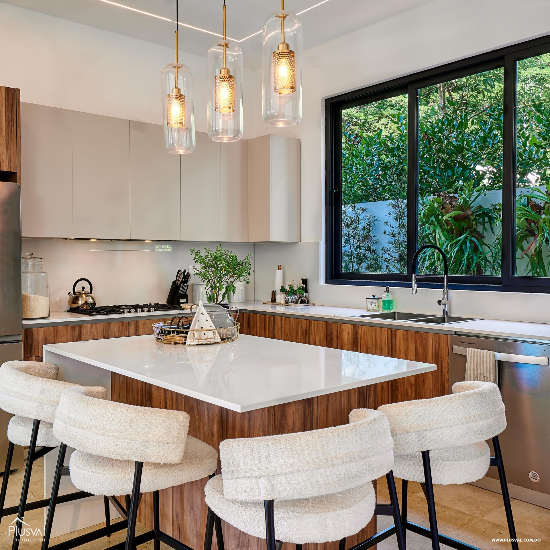 Presentamos esta lujosa residencia en Venta ubicada en Las Carmelitas 418091