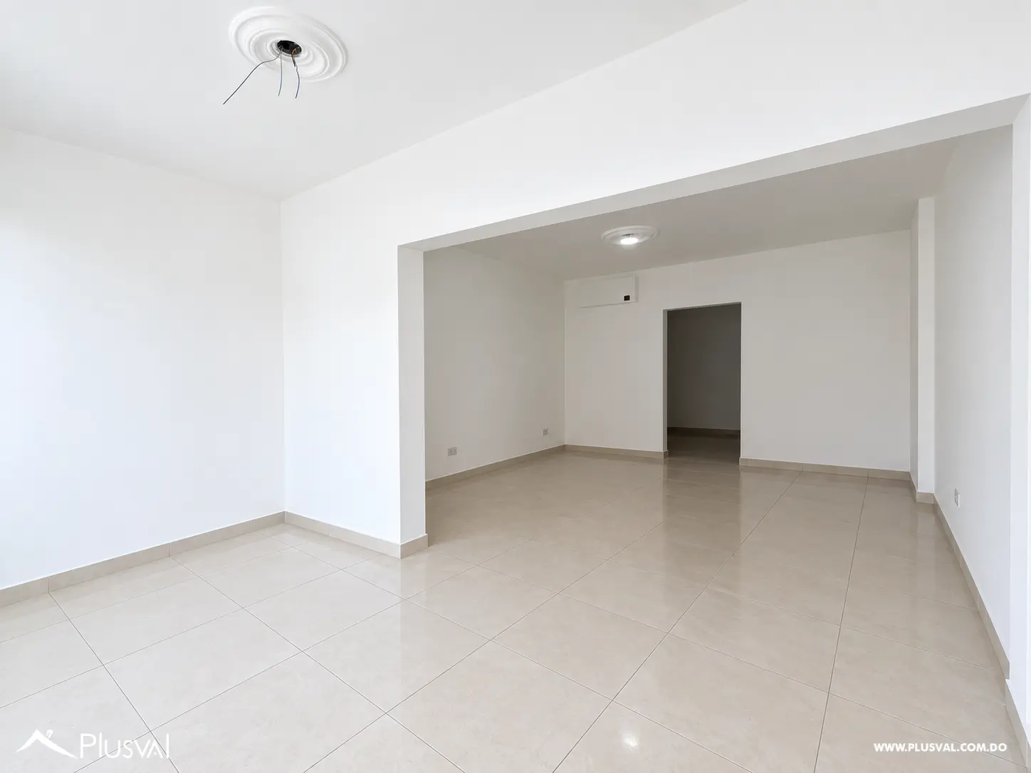 Alquilo Excelente Local Comercial en 1er Nivel en el Vergel 525038