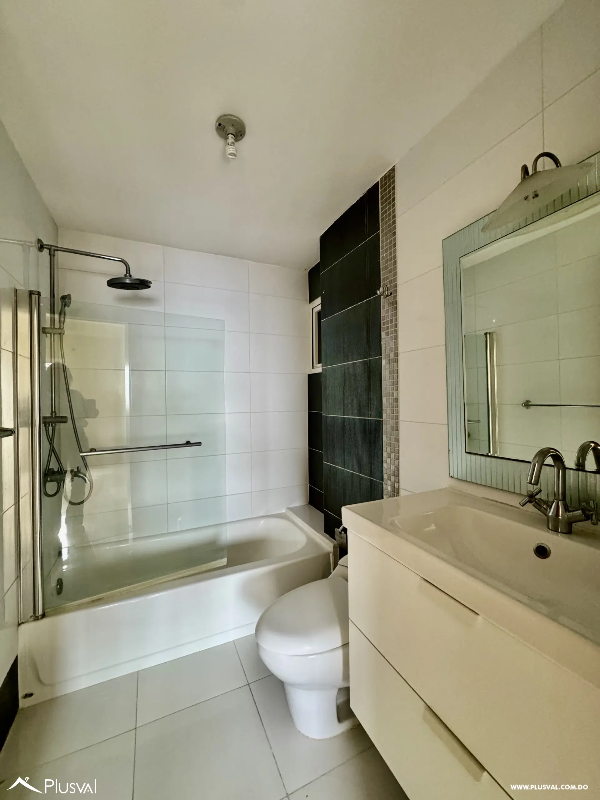 Vendo Amplio y Maravilloso Apartamento PH,  en una de las Zonas mas Exclusivas de La Esperilla 490650