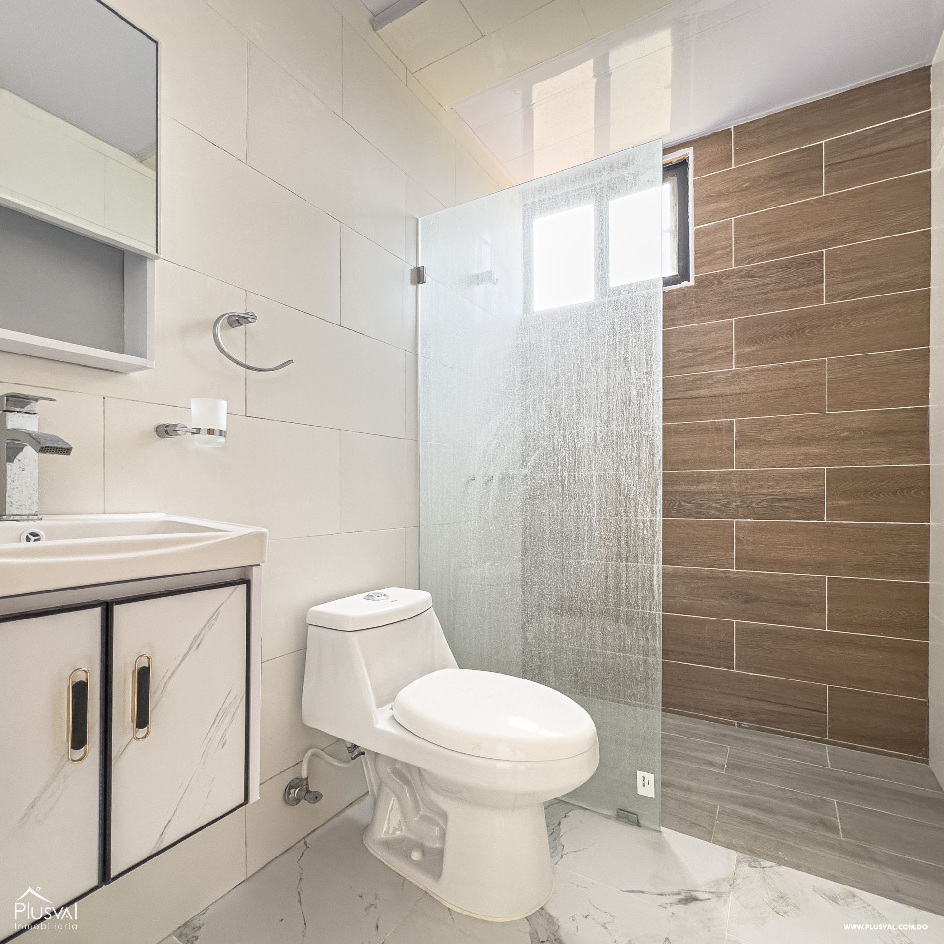 Apartamento a estrenar con terraza en venta en Los Rios 429640