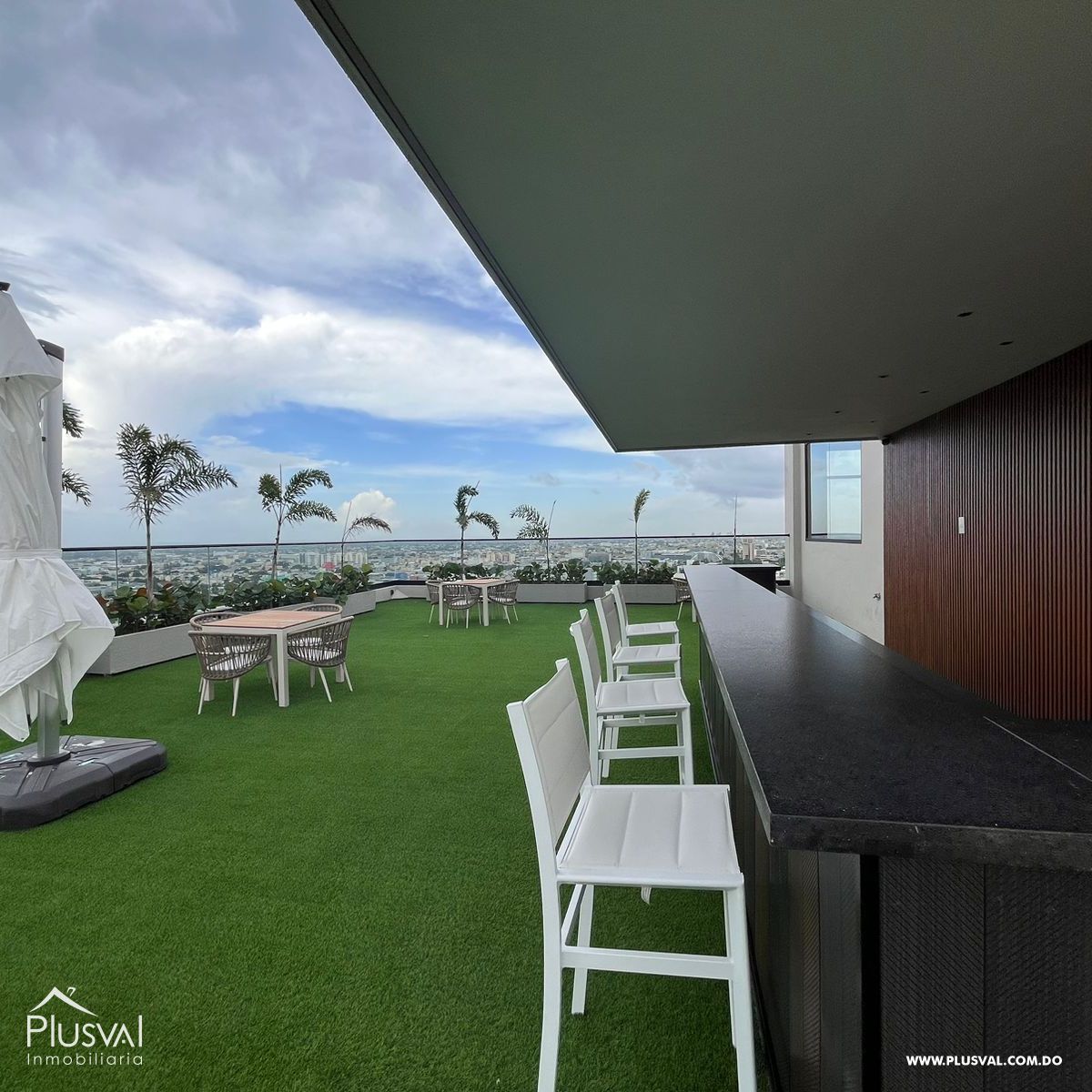 Se vende apartamento AMUEBLADO concepto Condo Hotel en Naco 379020