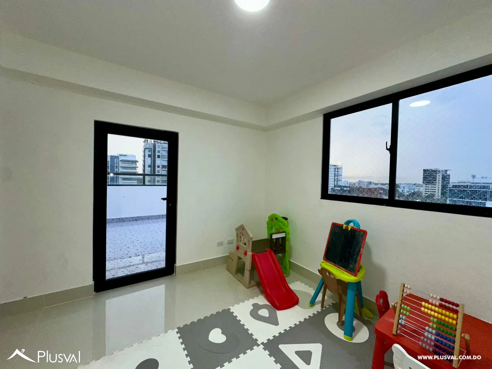 Moderno apartamento de 2 habitaciones en excelente ubicación totalmente amueblado. 453290