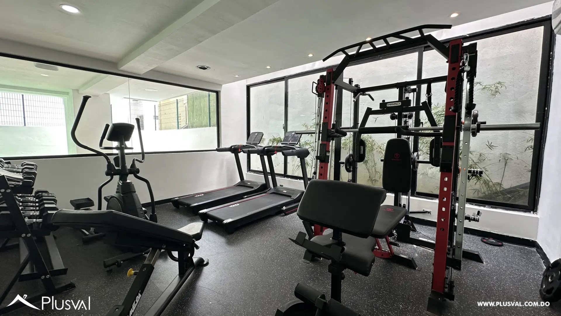 Apartamento en alquiler con línea blanca en El Vergel 526782