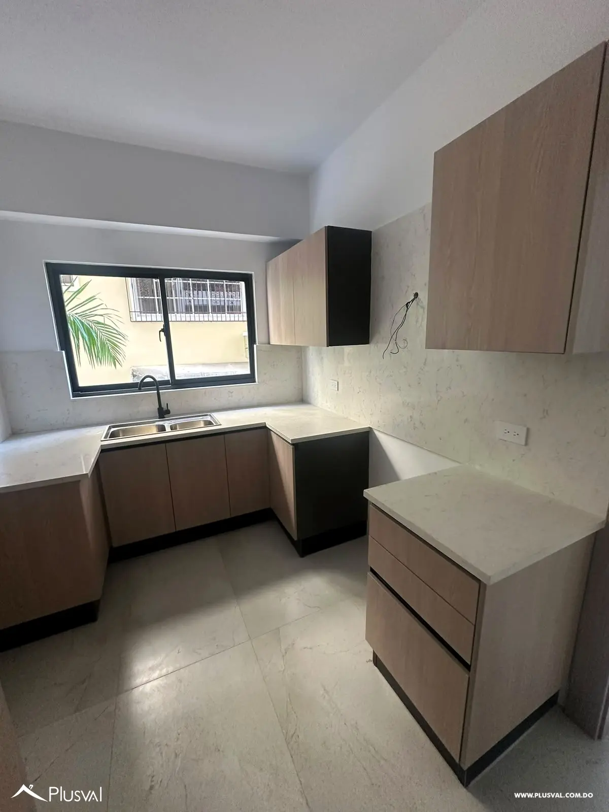 Apartamento Nuevo en la mejor zona de Evaristo Morales 525622