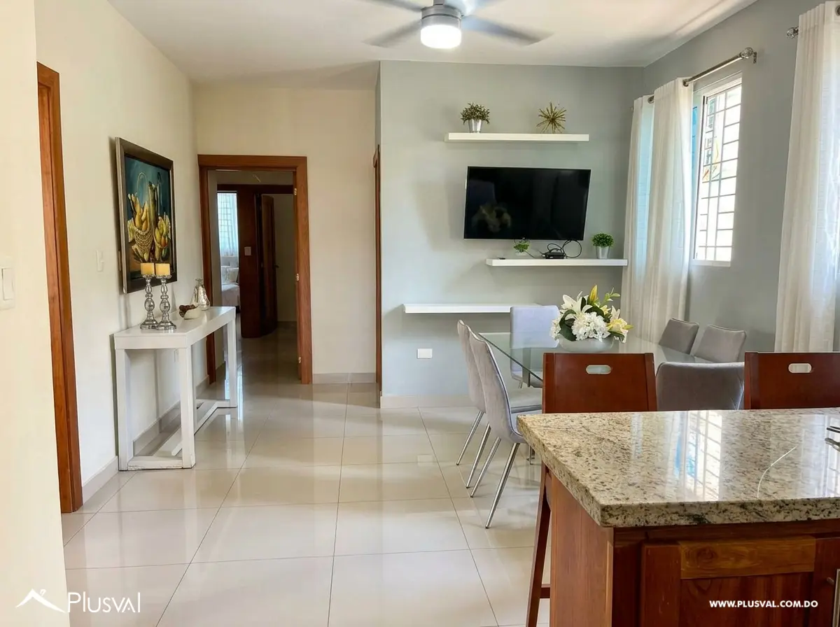 Amplio y Moderno Apartamento en Alquiler con Una Distribución de Lujo 530819