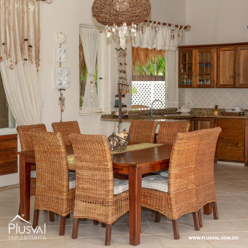 Villa en venta en 2da línea de playa, Las Terrenas 365884