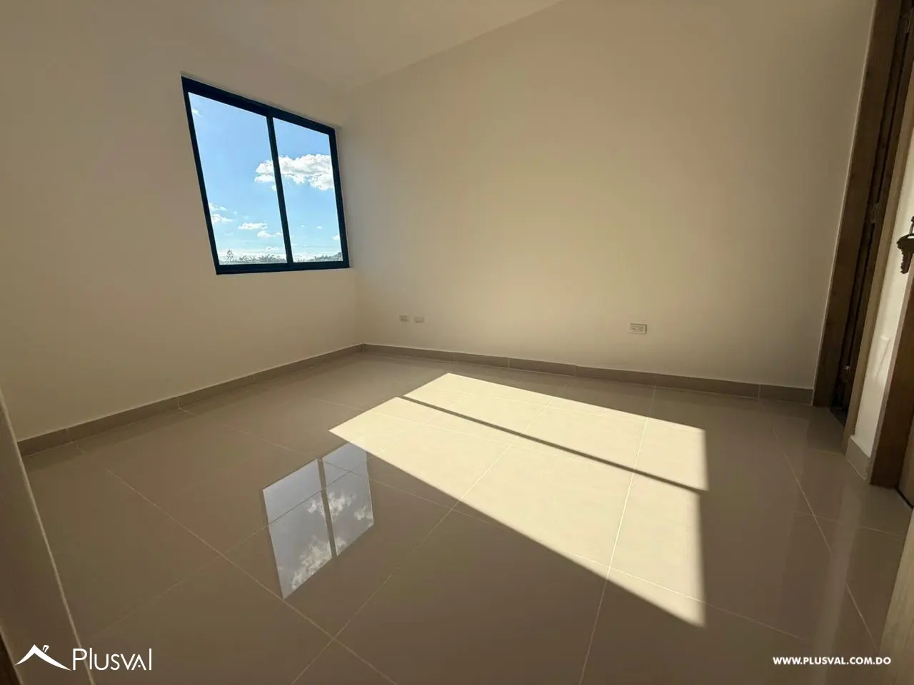 Apartamento en venta en 4to nivel en Santiago: Residencial exclusivo. 474117