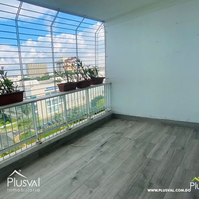 SE ALQUILA AMPLIO APARTAMENTO EN GAZCUE 246195