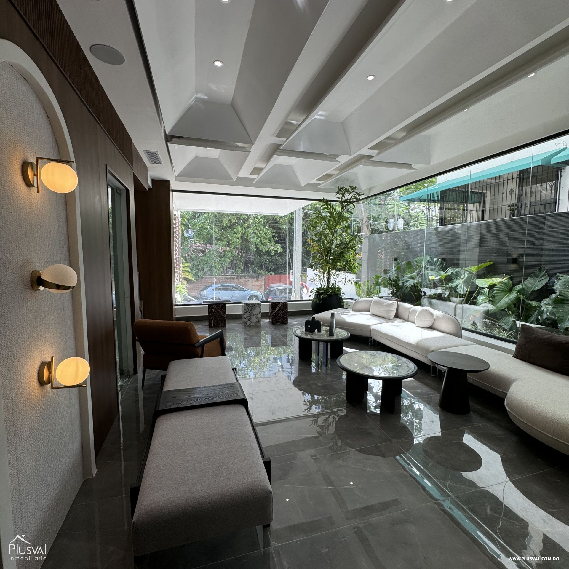 Vive en las alturas del lujo en Naco! Apartamento con vista espectacular y exclusivas amenidades. 388200