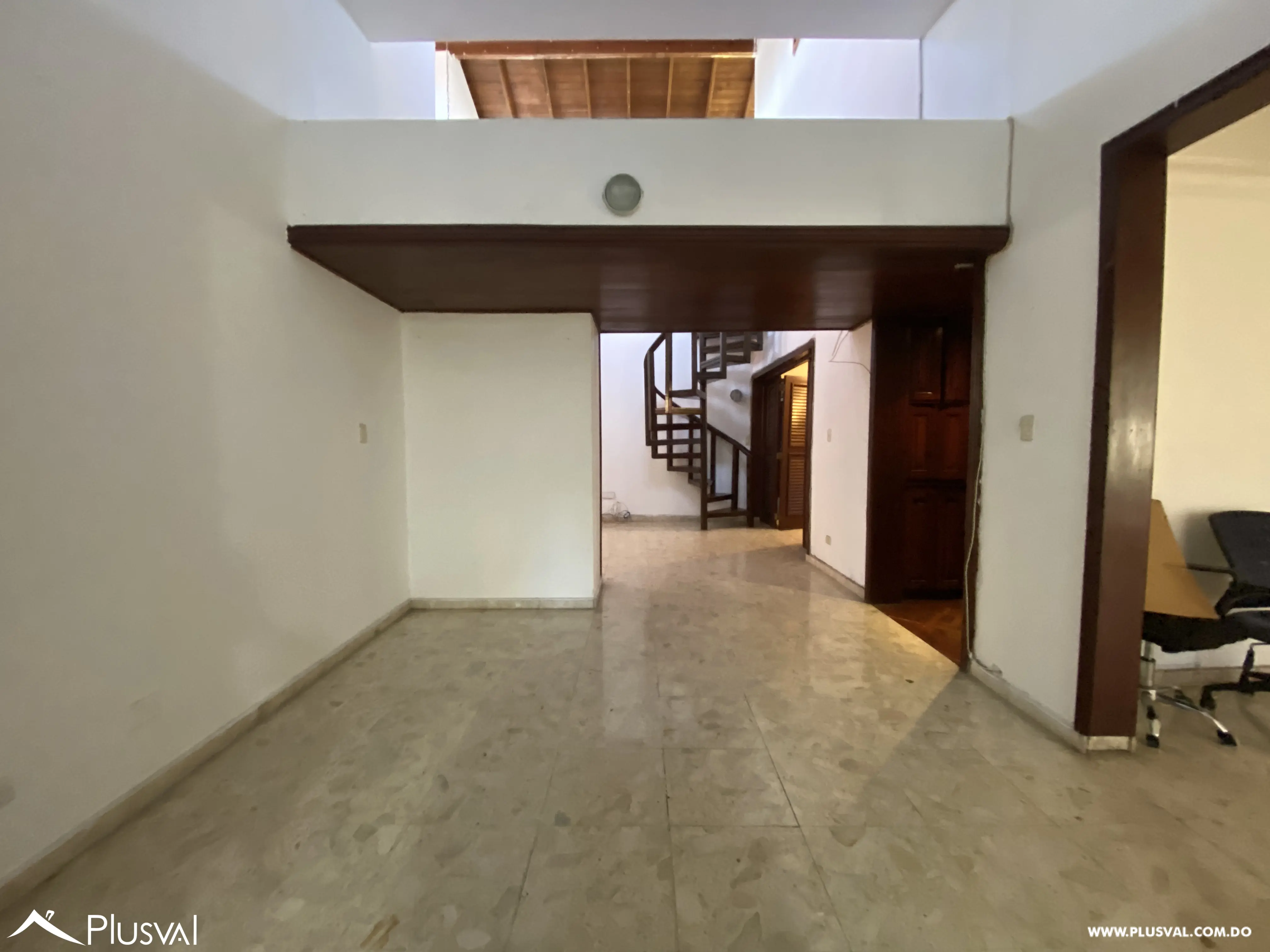 Casa de 5 Habitaciones en la Castellana, DN. 487838