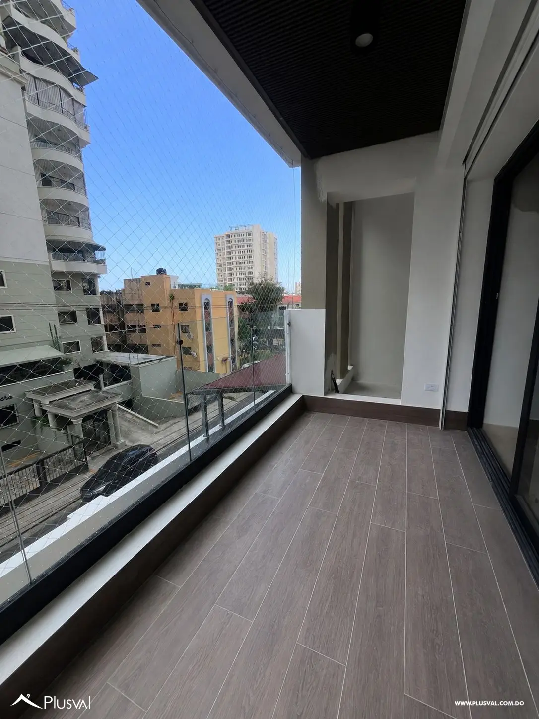Apartamento en alquiler con de 3 habitaciones más estudio en la esperilla 509700