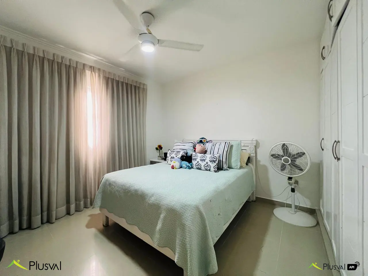 Venta Amplio Penthouse en Los Restauradores 445234