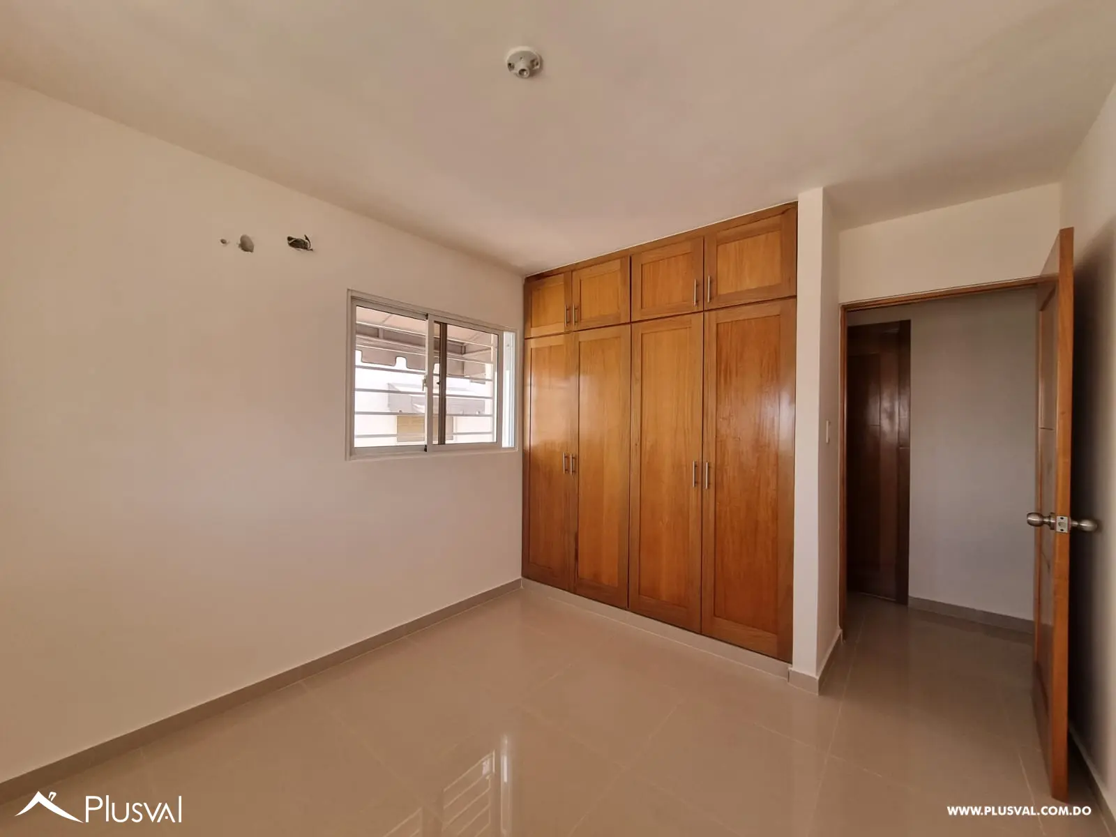 Apartamentos en alquiler cerca de la Av. República de Colombia 452098