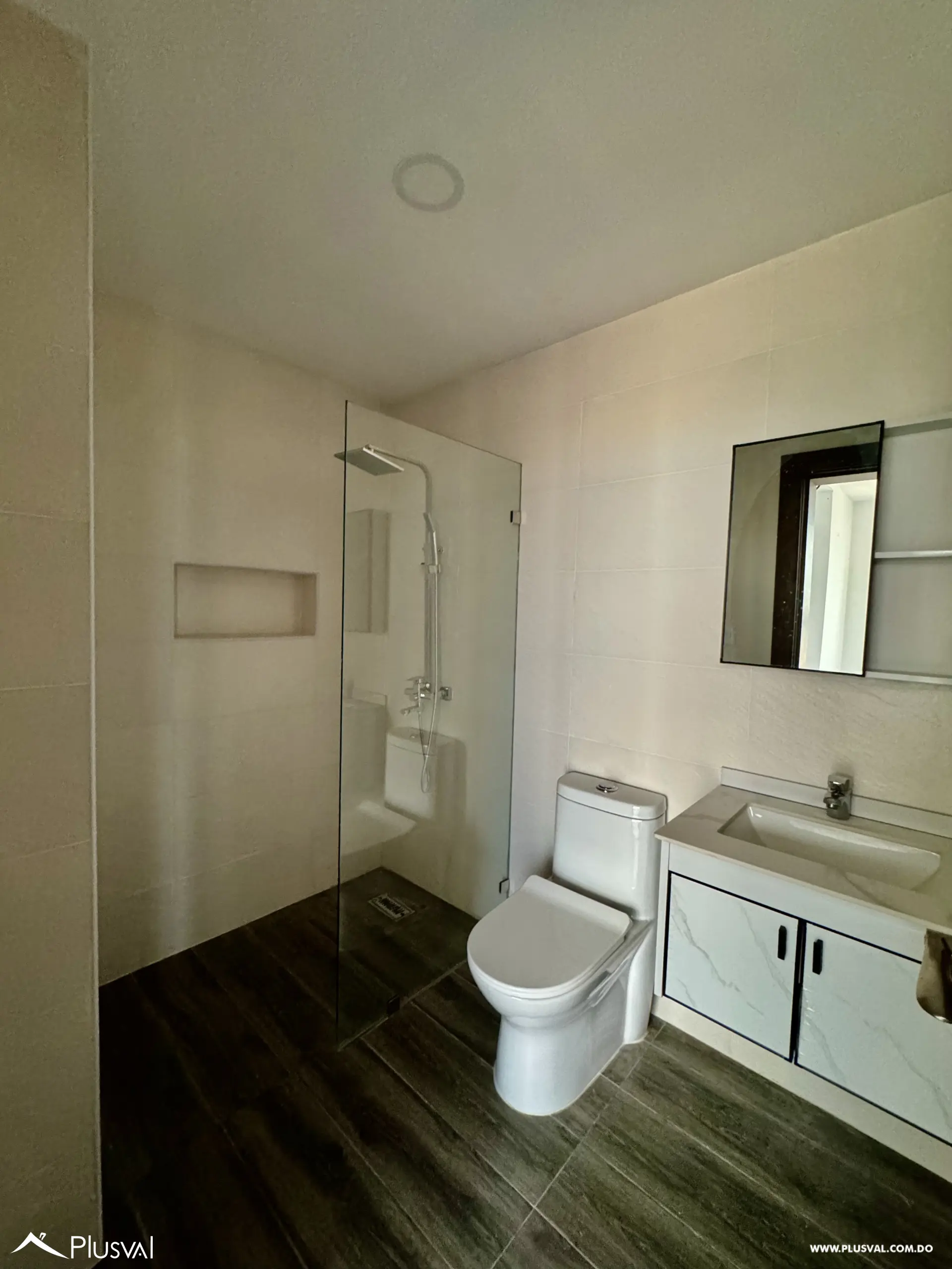 Alquilo Excelente Apartamento tipo Loft en Zona Privilegiada de  Naco 498387
