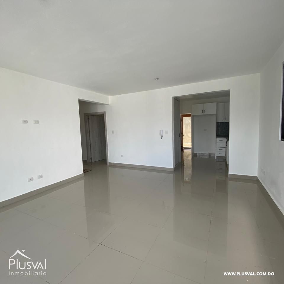 Apartamento con vista a la montaña, con acceso a diferentes rutas de transporte. 370900